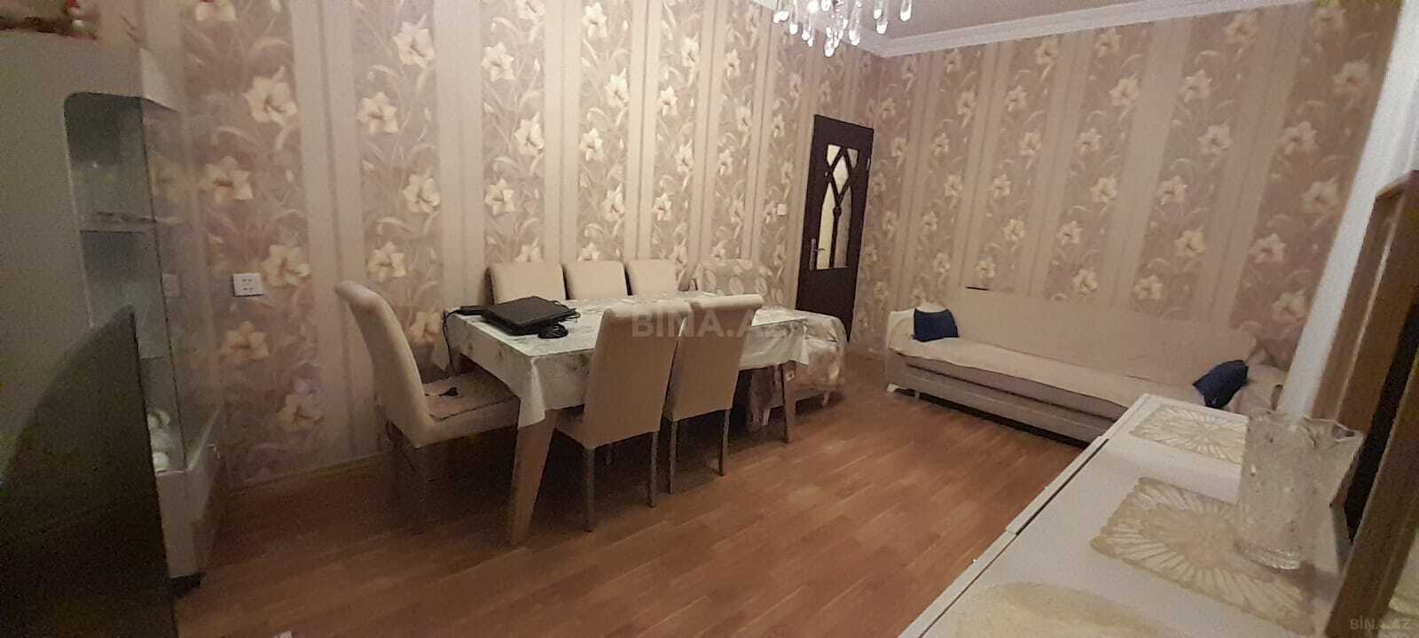 3 otaqlı Köhnə tikili, Yeni Günəşli q., Bakı
