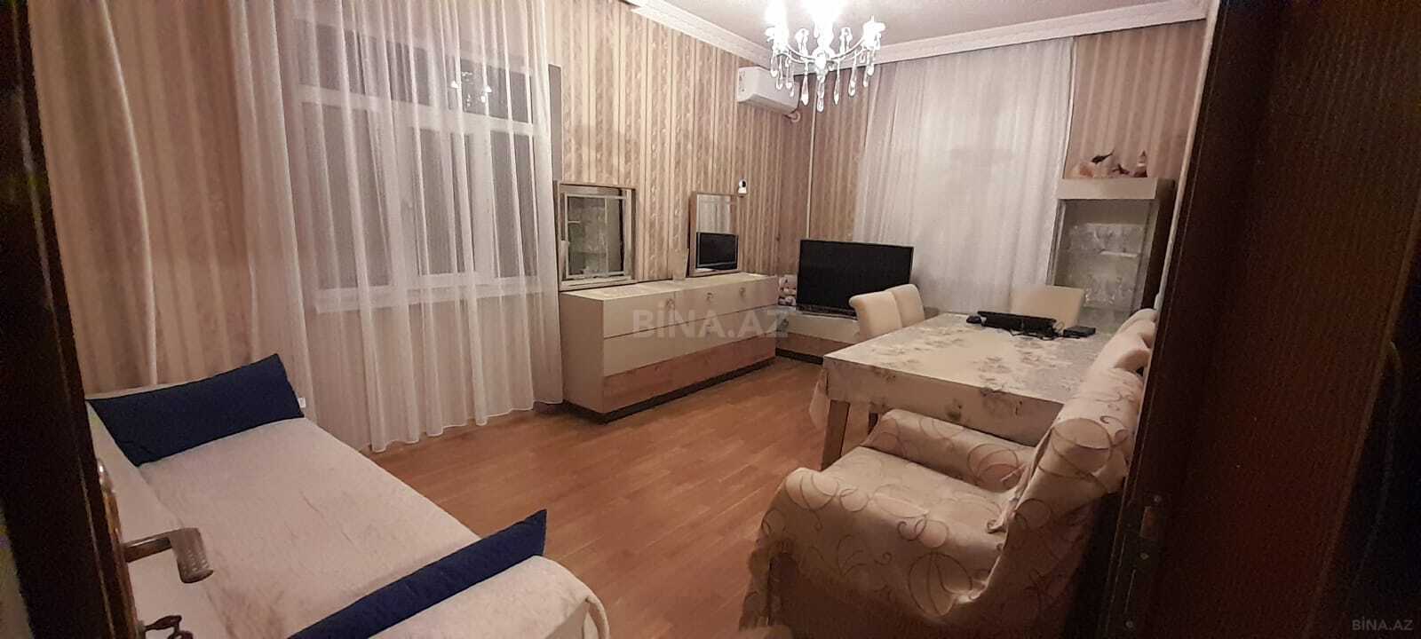 3 otaqlı Köhnə tikili, Yeni Günəşli q., Bakı