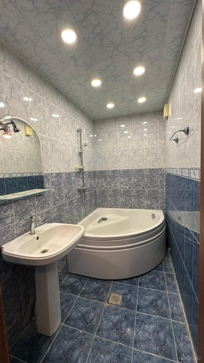 3 otaqlı Yeni tikili, Elmlər Akademiyası m., Bakı