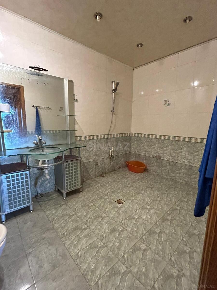 4 otaqlı Yeni tikili, Elmlər Akademiyası m., Bakı