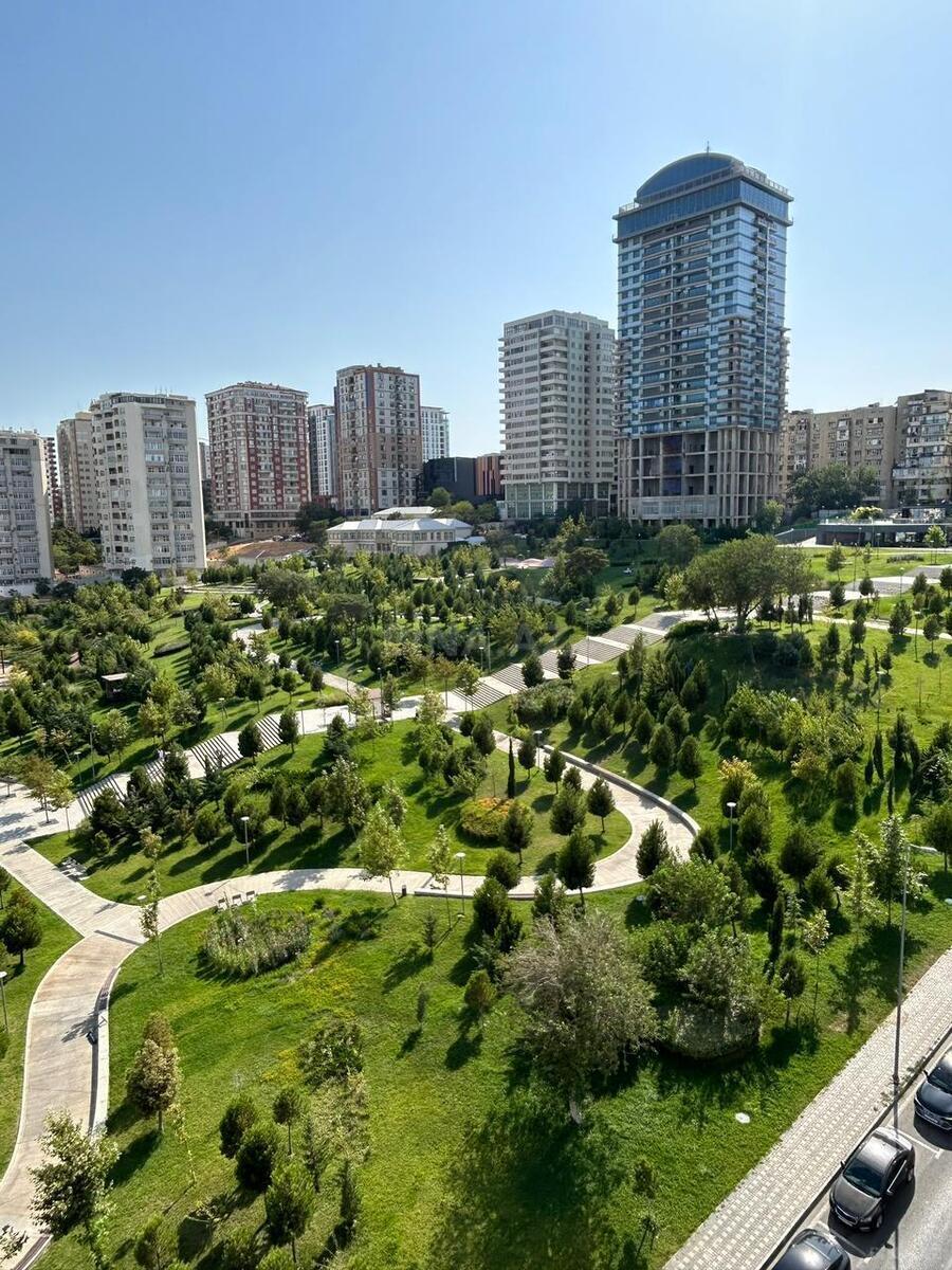 4 otaqlı Yeni tikili, Elmlər Akademiyası m., Bakı