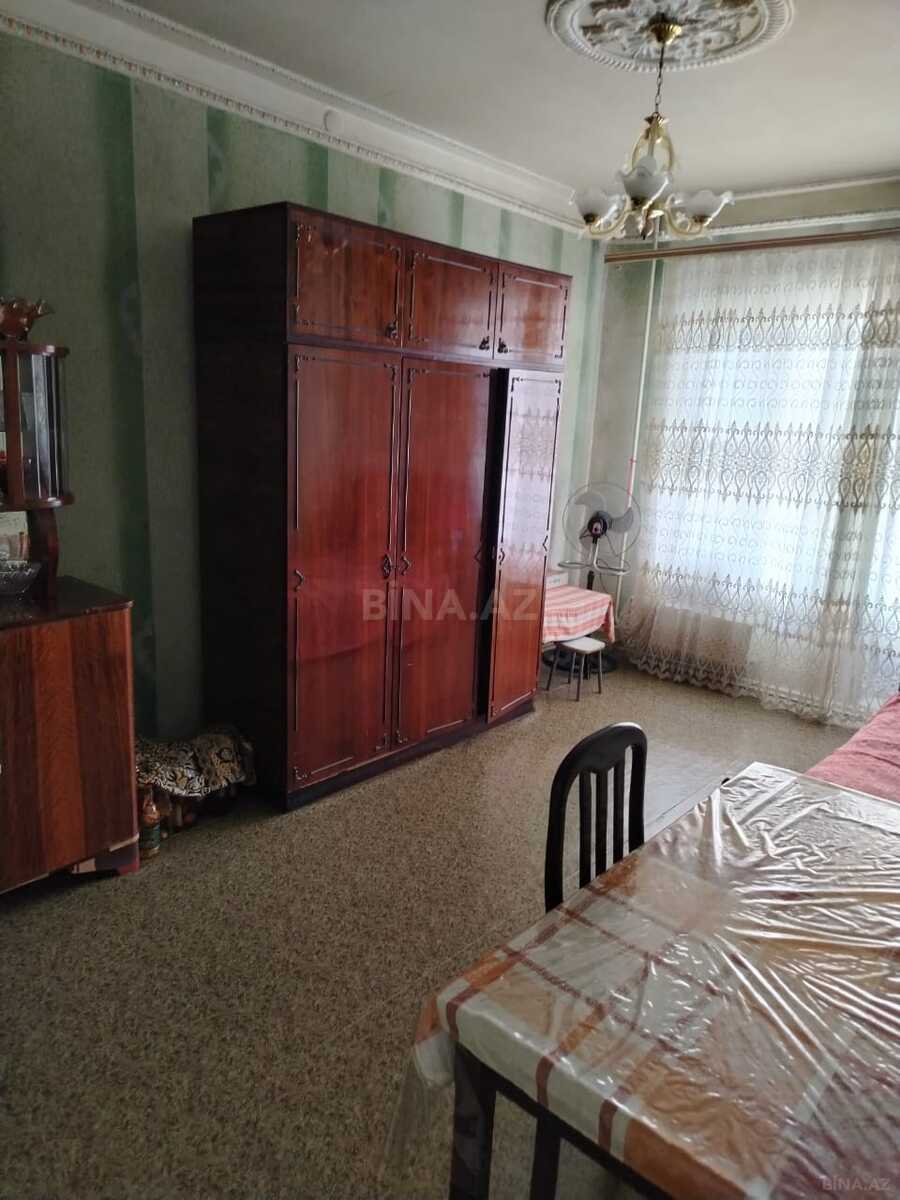 5 otaqlı Köhnə tikili, Köhnə Günəşli q., Bakı