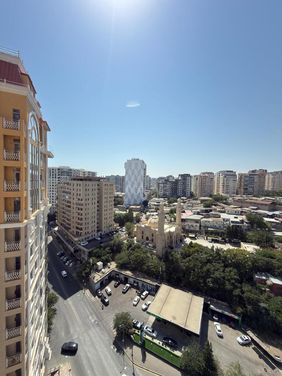 3 otaqlı Yeni tikili, 28 May m., Bakı