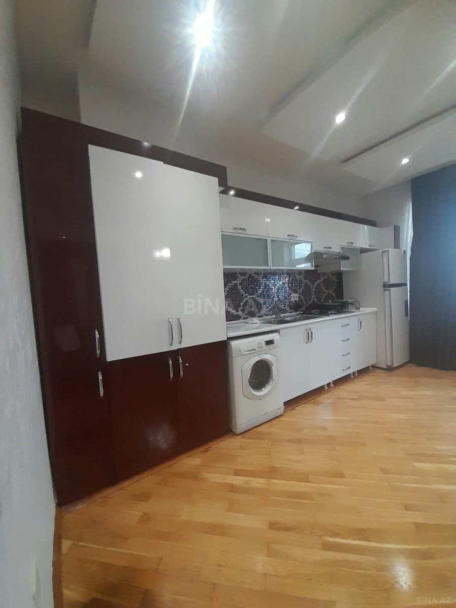 2 otaqlı Yeni tikili, 8 Noyabr m., Bakı