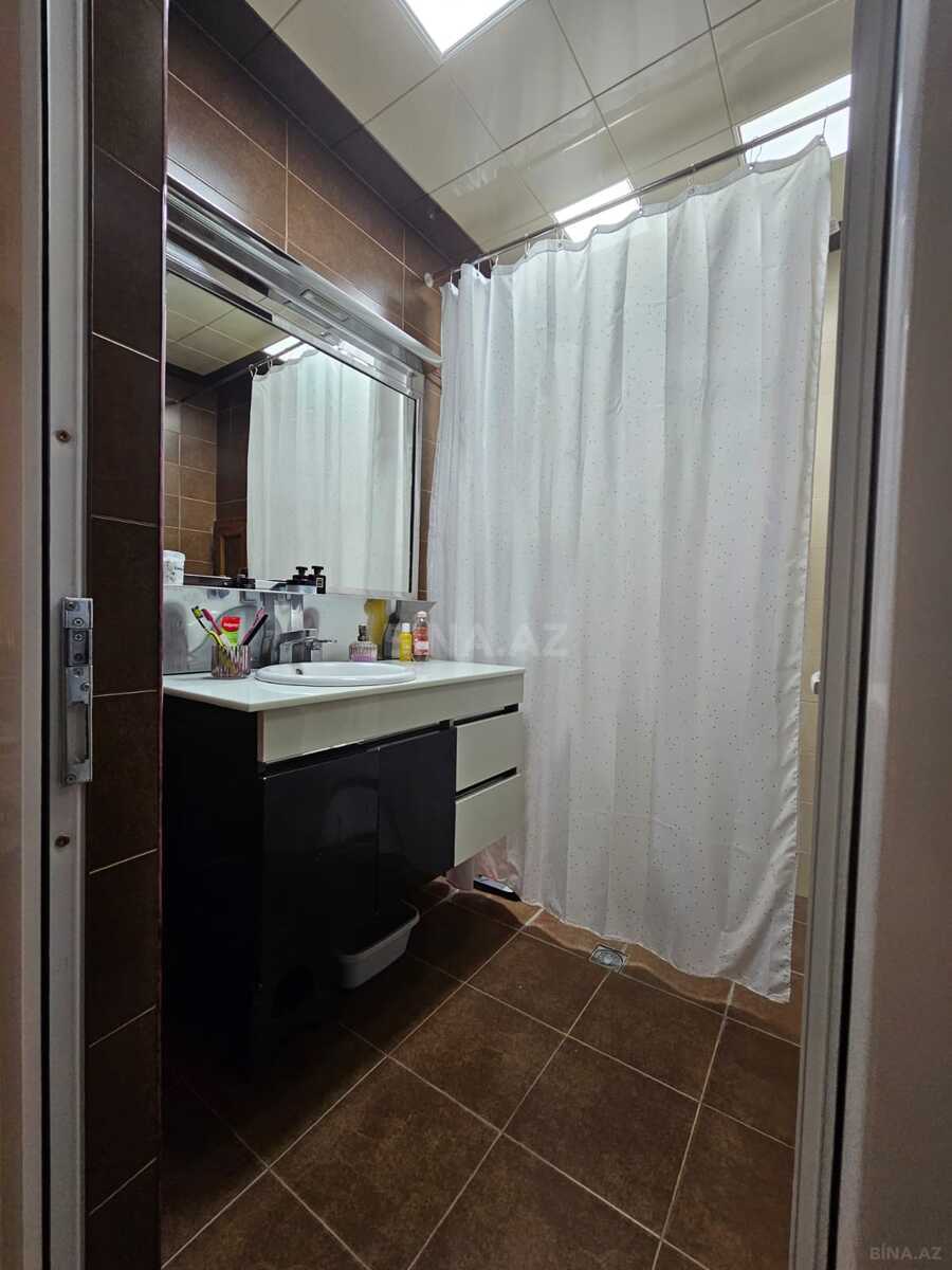 4 otaqlı Köhnə tikili, Azadlıq Prospekti m., Bakı