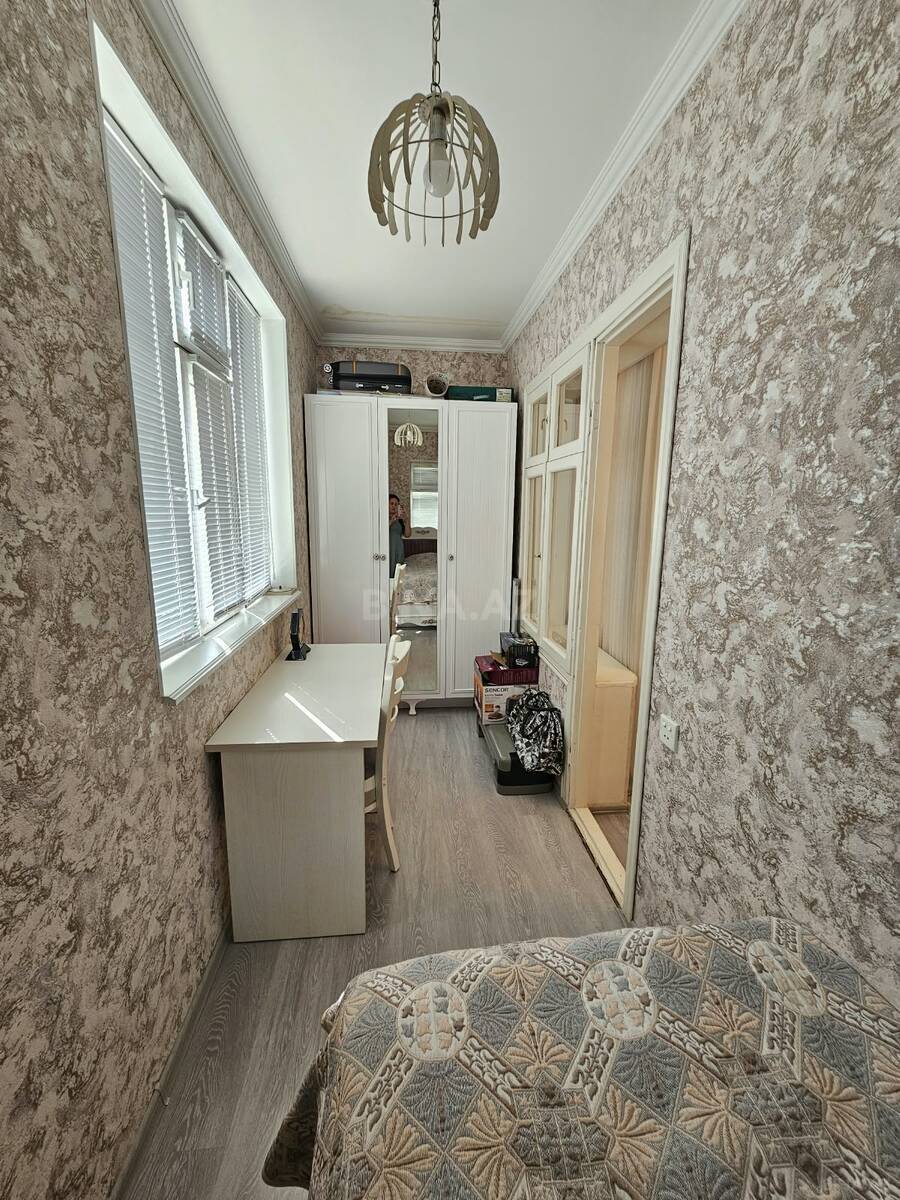 3 otaqlı Köhnə tikili, Azadlıq Prospekti m., Bakı