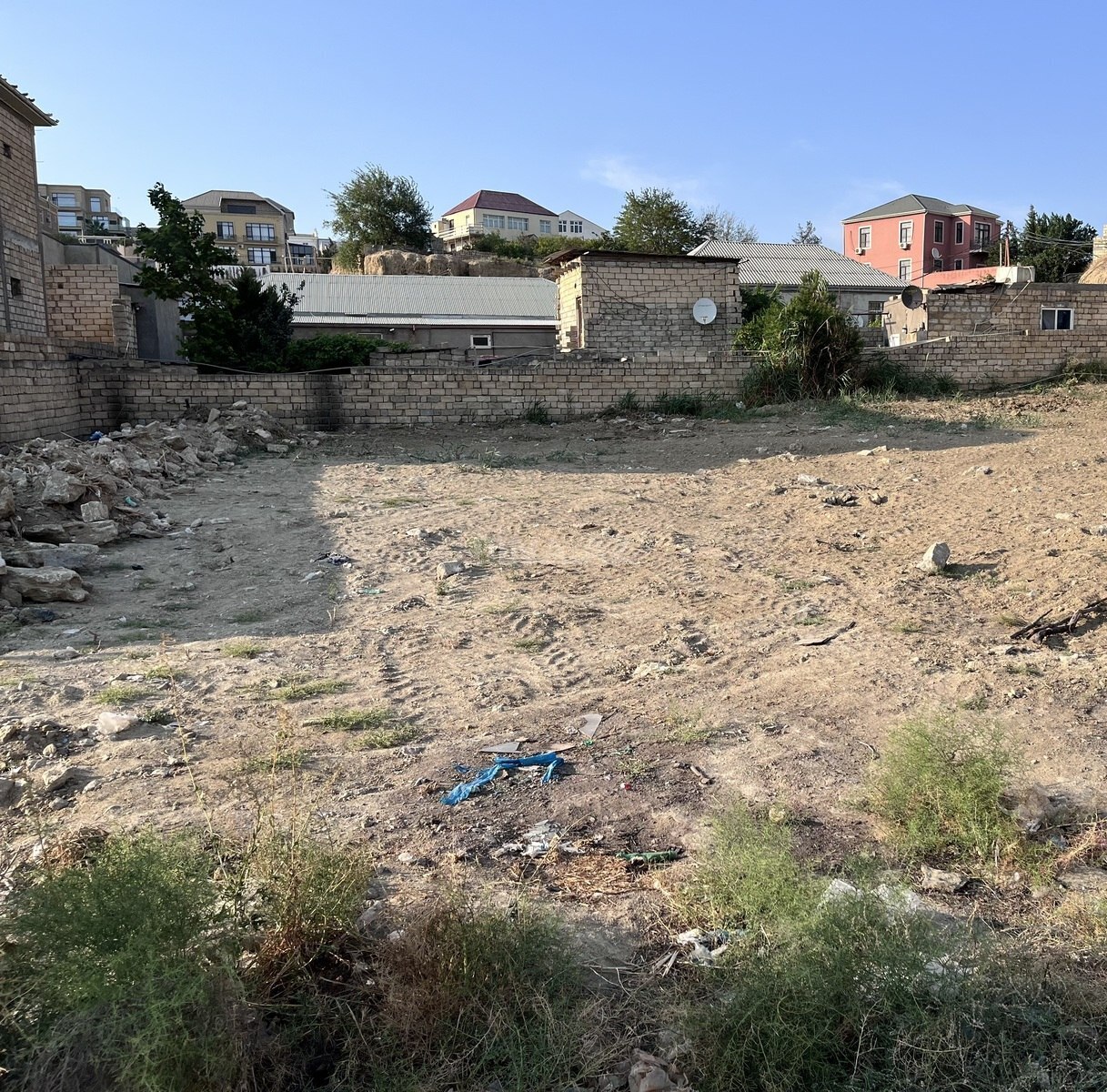 Torpaq Şıxov q., Bakı