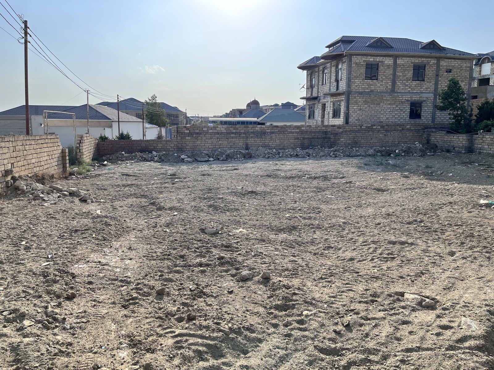 Torpaq Şıxov q., Bakı