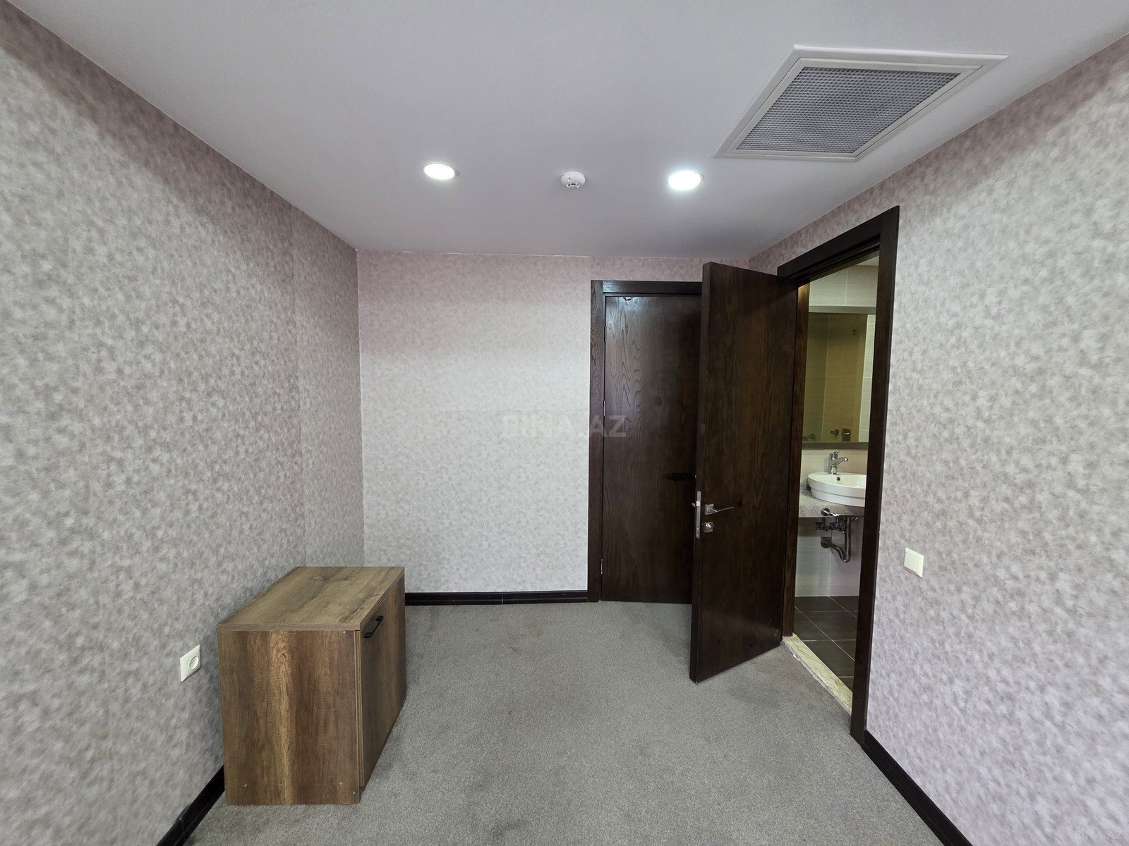 1 otaqlı Ofis, Nəriman Nərimanov m., Bakı