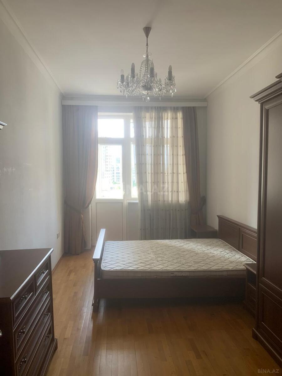 3 otaqlı Yeni tikili, Nizami m., Bakı