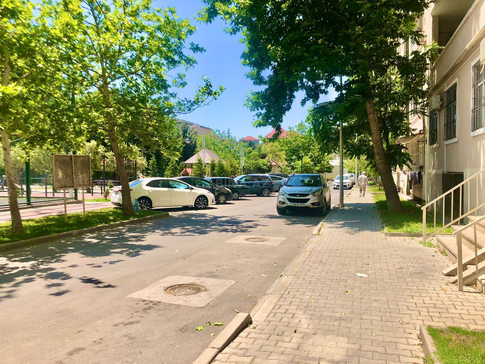 3 otaqlı Köhnə tikili, Gənclik m., Bakı