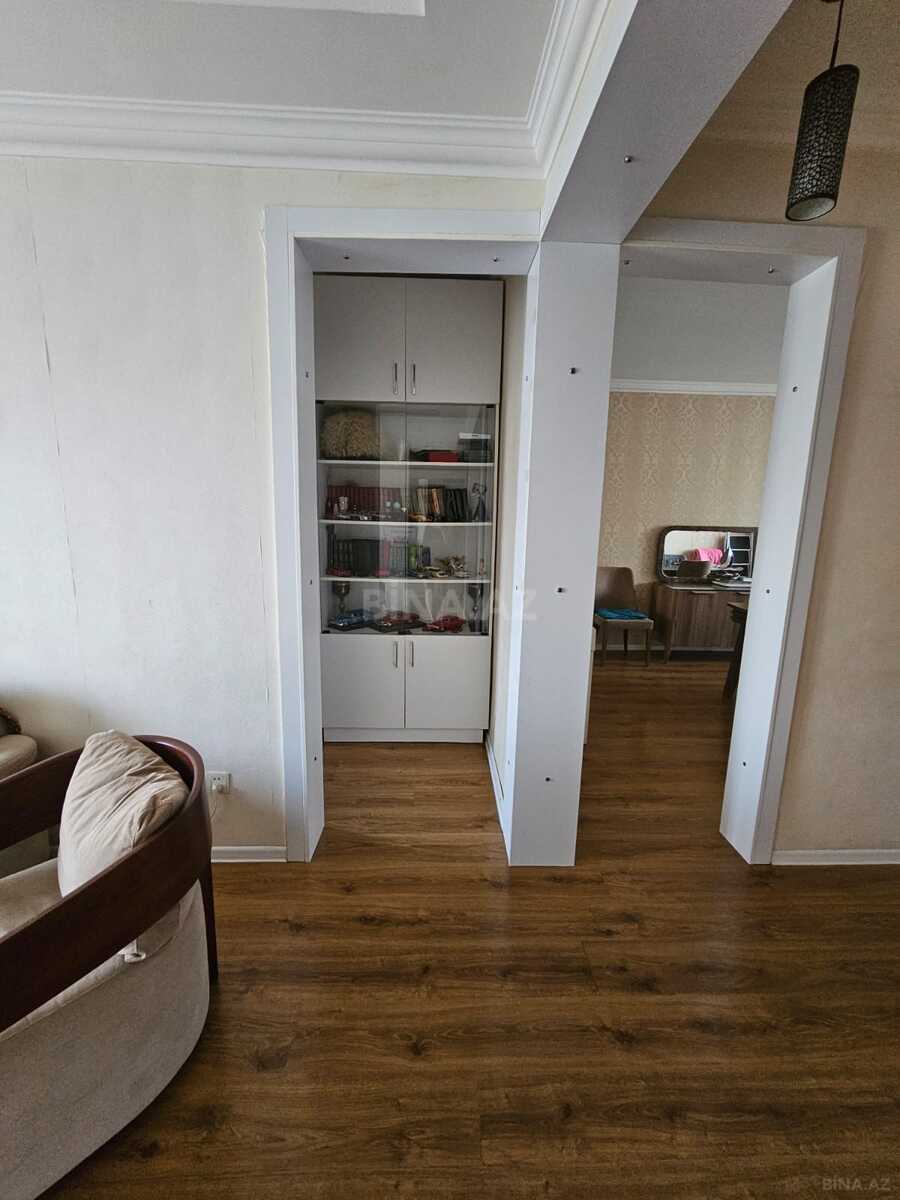 4 otaqlı Köhnə tikili, Azadlıq Prospekti m., Bakı