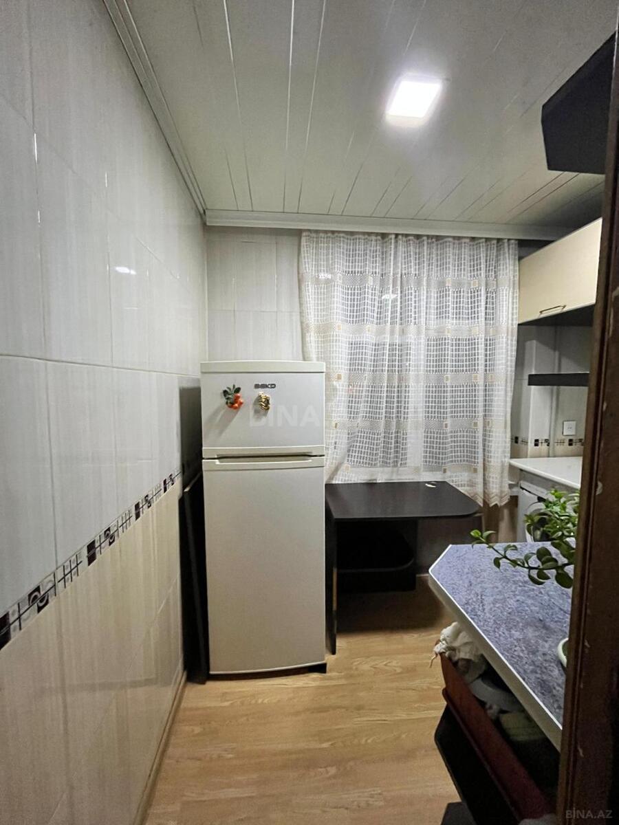 2 otaqlı Köhnə tikili, Neftçilər m., Bakı