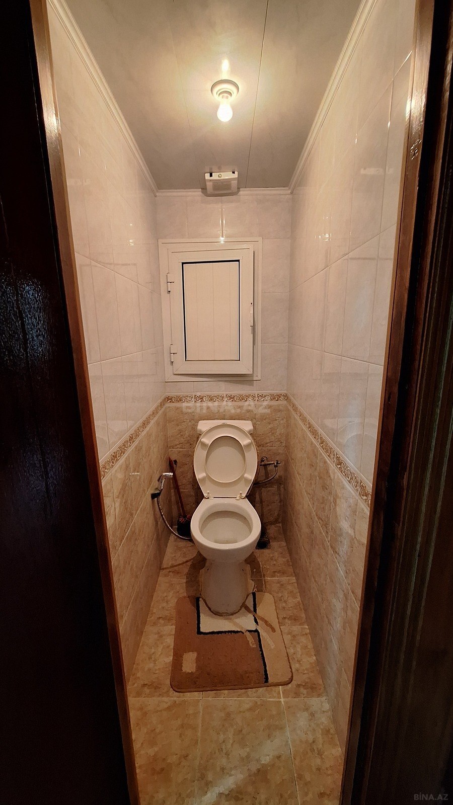 3 otaqlı Köhnə tikili, Xalqlar Dostluğu m., Bakı
