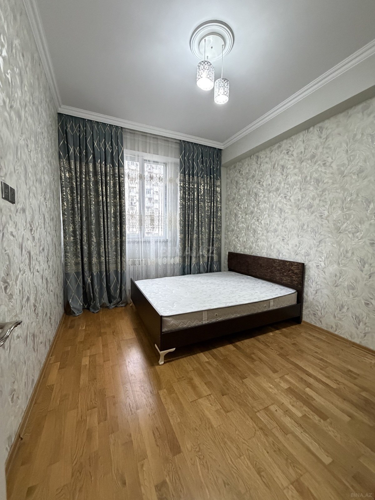 2 otaqlı Yeni tikili, Xırdalan