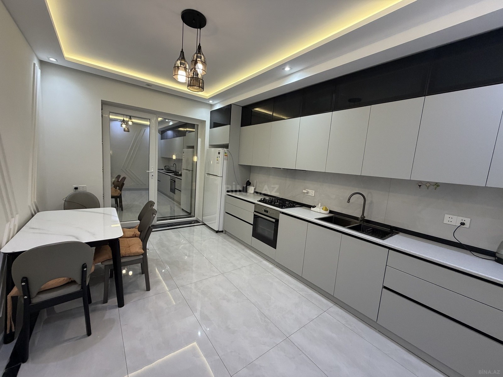 4 otaqlı Həyət evi/Bağ evi, Mərdəkan q., Bakı