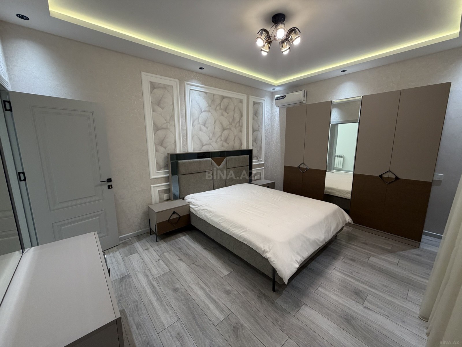 4 otaqlı Həyət evi/Bağ evi, Mərdəkan q., Bakı