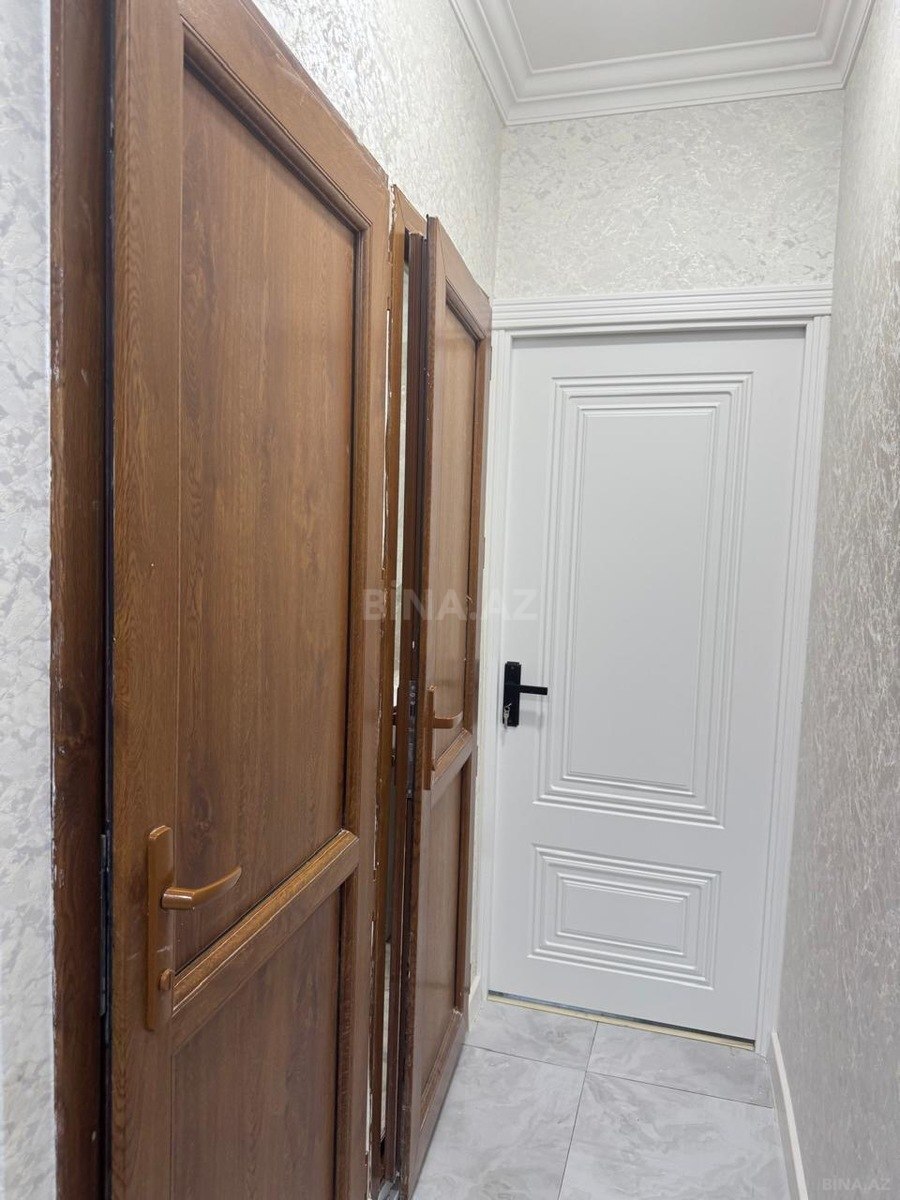 3 otaqlı Köhnə tikili, Həzi Aslanov m., Bakı