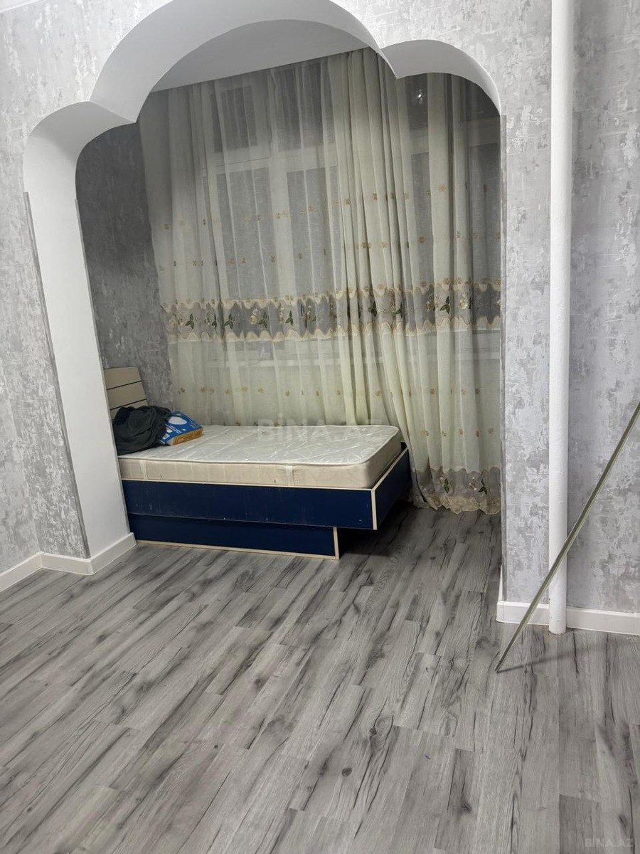 3 otaqlı Köhnə tikili, Həzi Aslanov m., Bakı