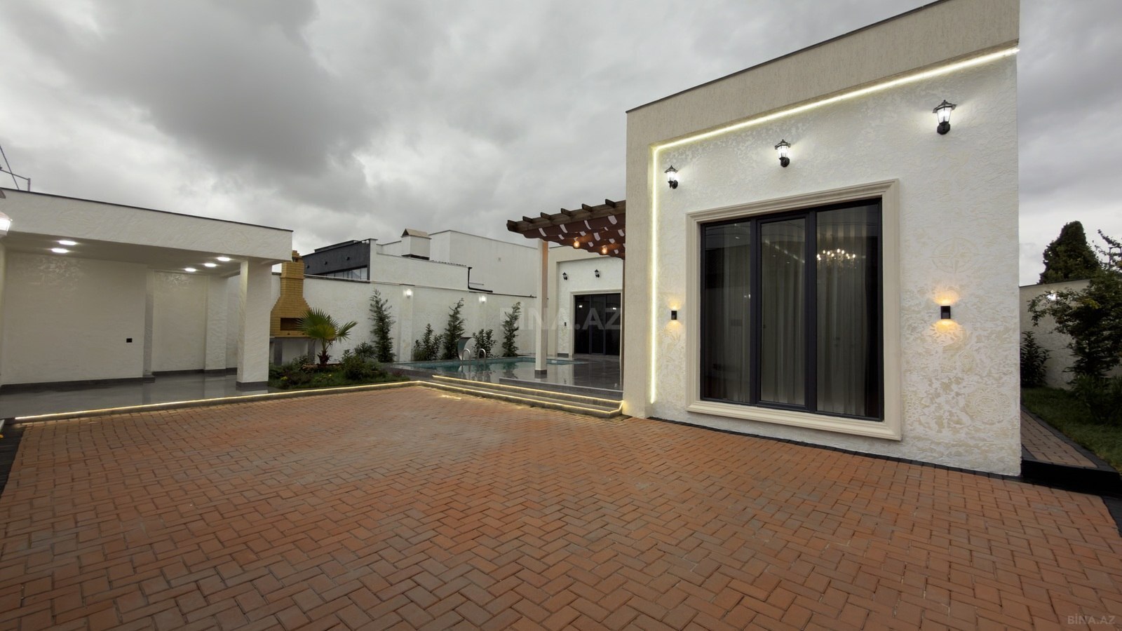 4 otaqlı Həyət evi/Bağ evi, Şüvəlan q., Bakı