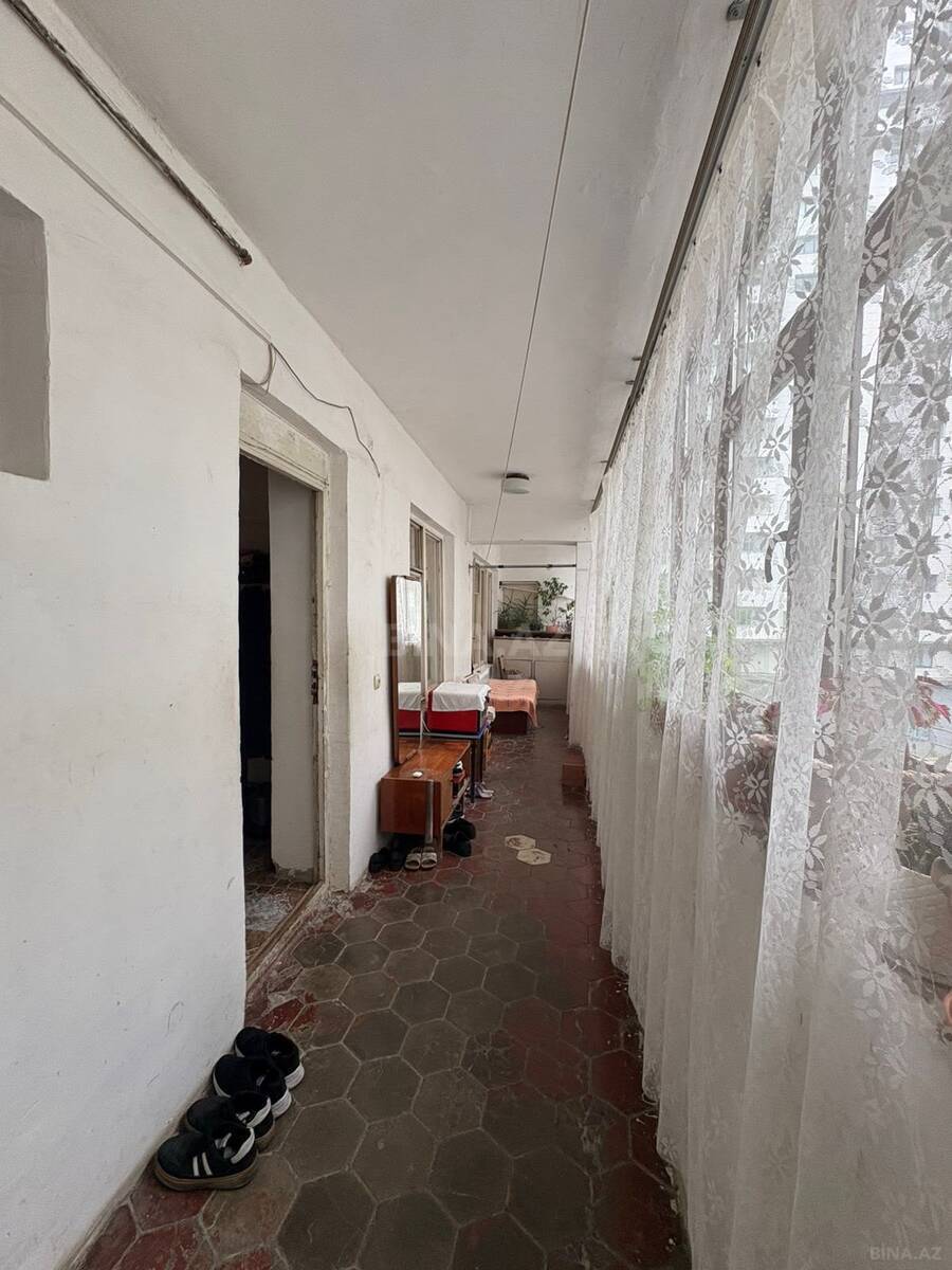 4 otaqlı Köhnə tikili, İnşaatçılar m., Bakı
