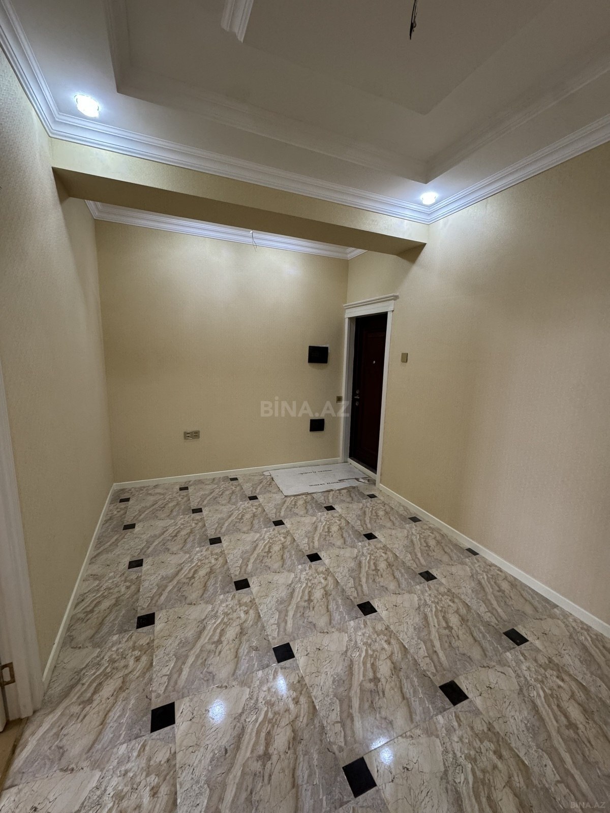 3 otaqlı Yeni tikili, Azadlıq Prospekti m., Bakı