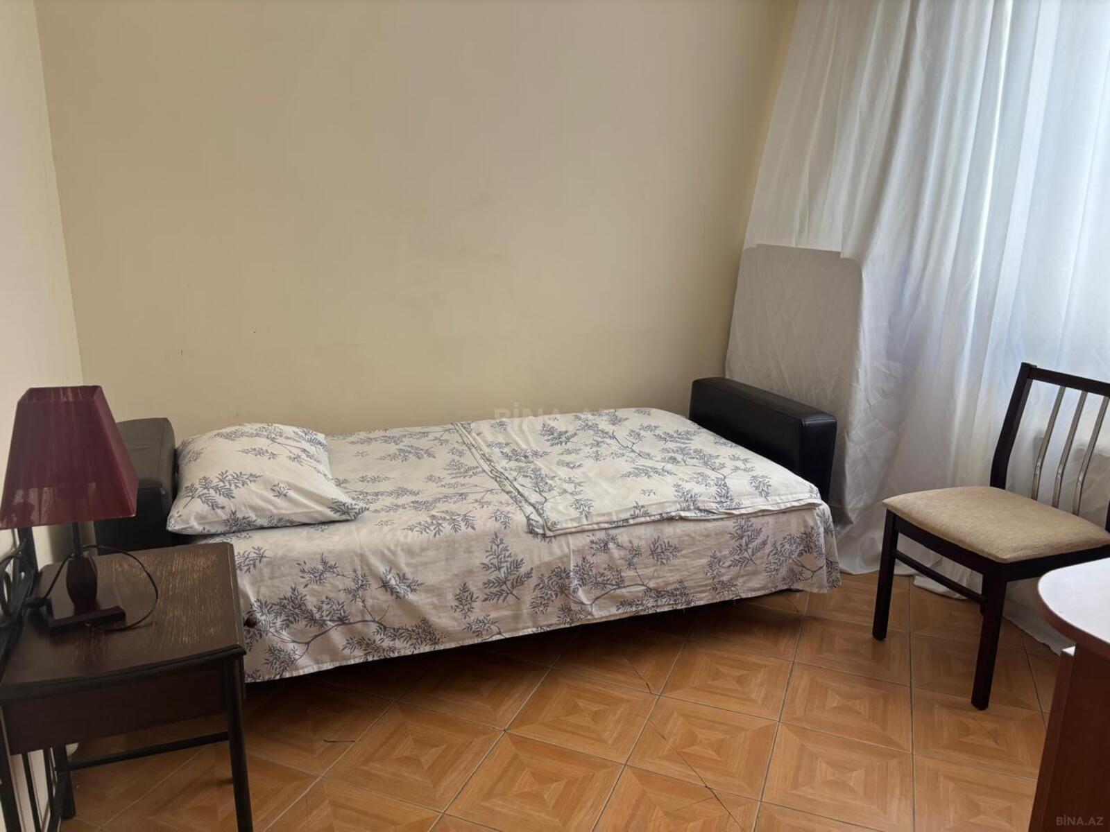 3 otaqlı Köhnə tikili, Sahil m., Bakı