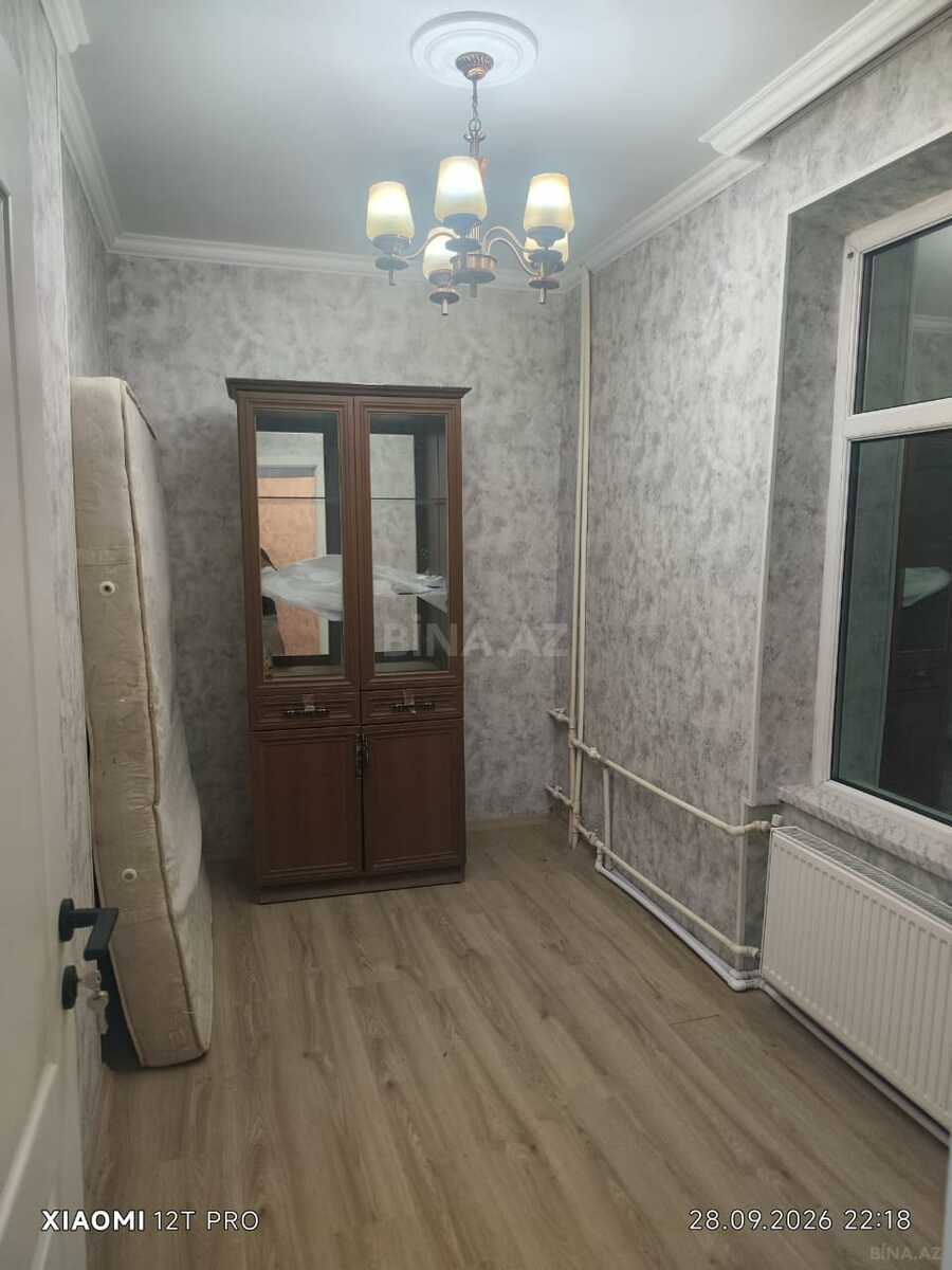 3 otaqlı Köhnə tikili, Qara Qarayev m., Bakı
