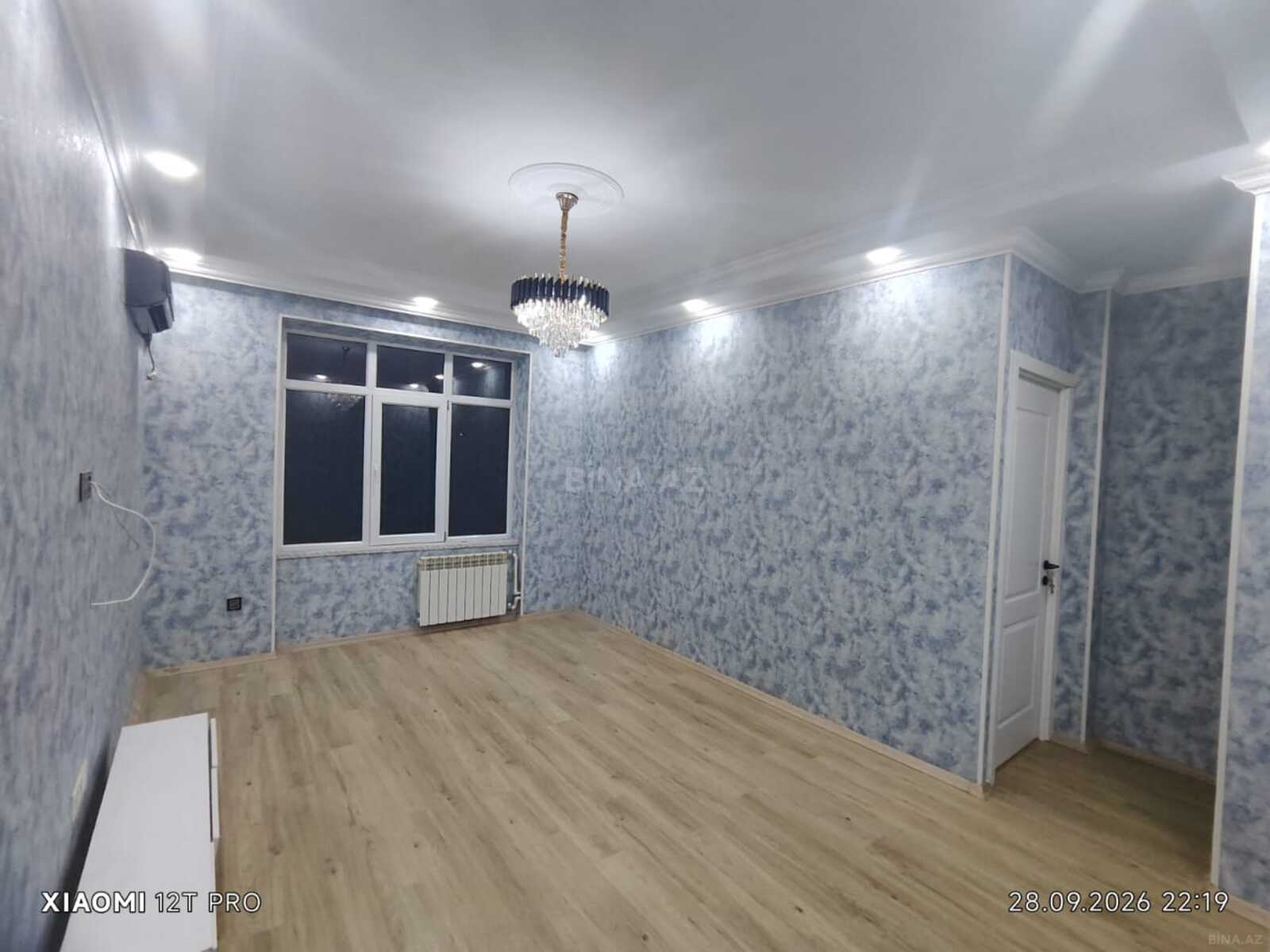 3 otaqlı Köhnə tikili, Qara Qarayev m., Bakı