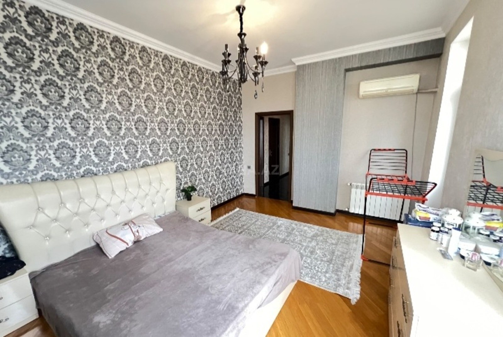 3 otaqlı Yeni tikili, Elmlər Akademiyası m., Bakı