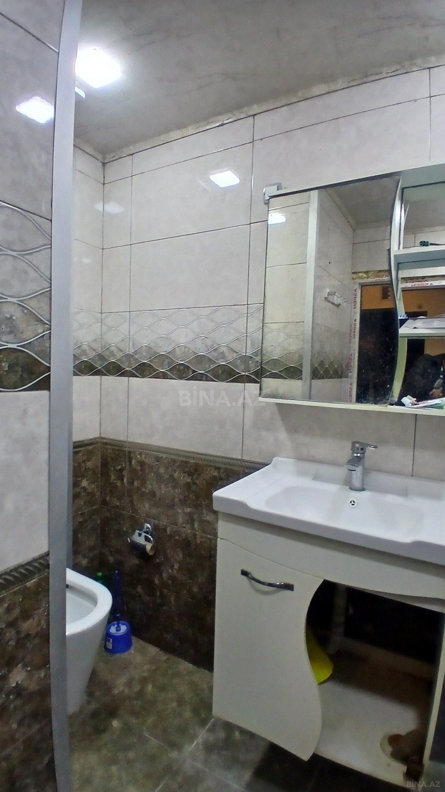 2 otaqlı Köhnə tikili, Həzi Aslanov m., Bakı