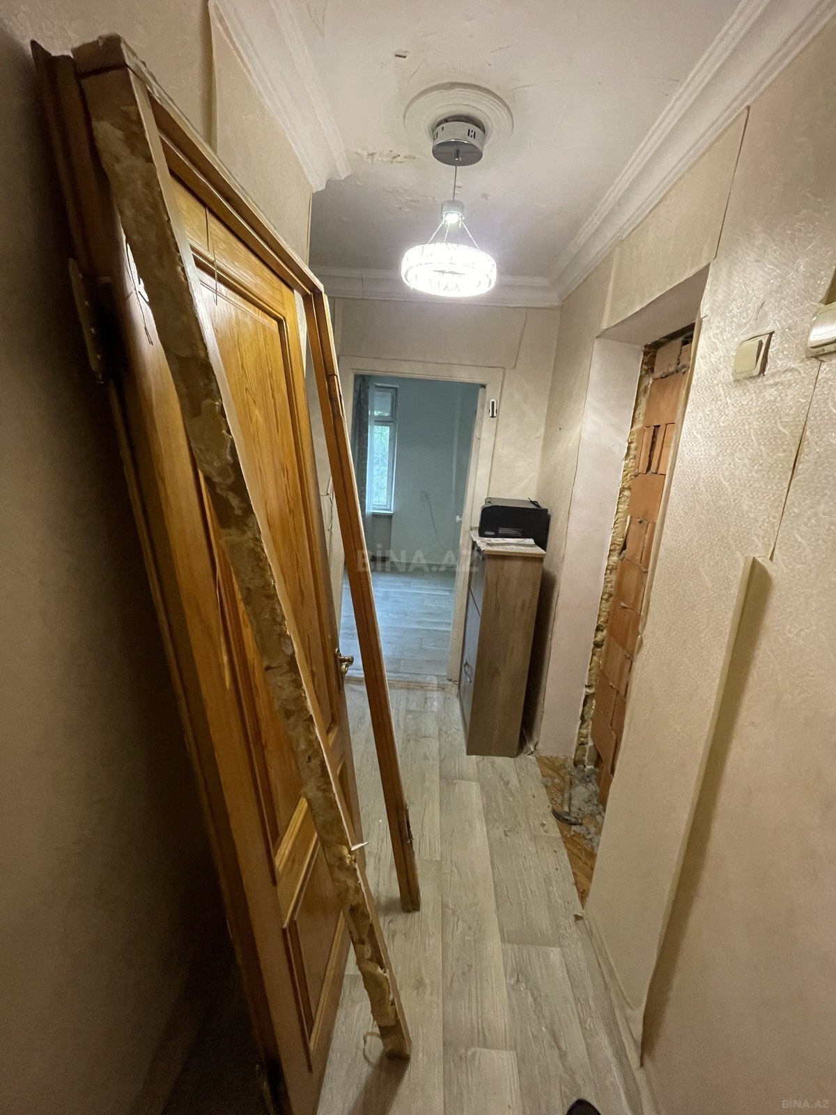 1 otaqlı Köhnə tikili, İnşaatçılar m., Bakı