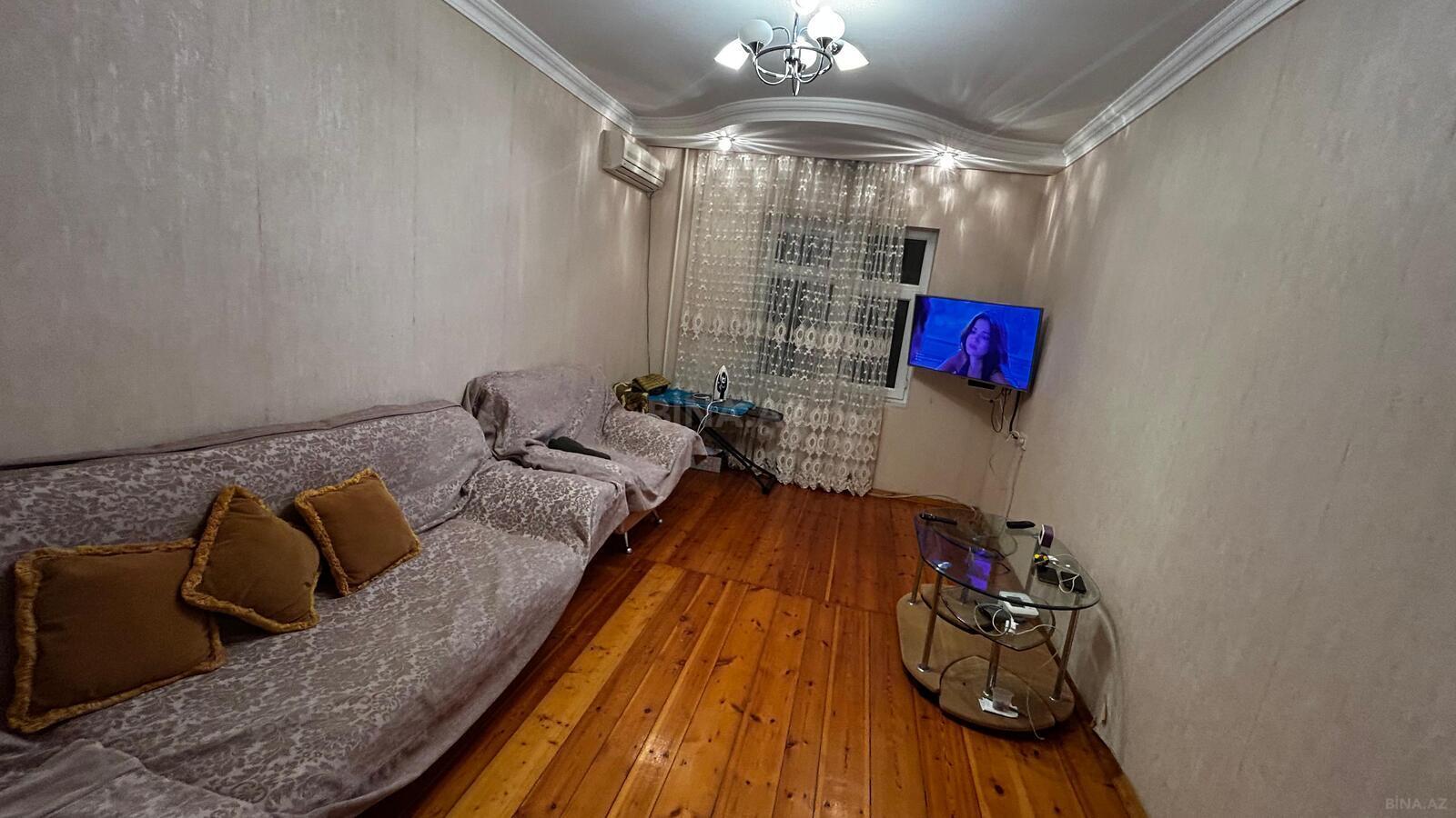 4 otaqlı Köhnə tikili, Həzi Aslanov q., Bakı
