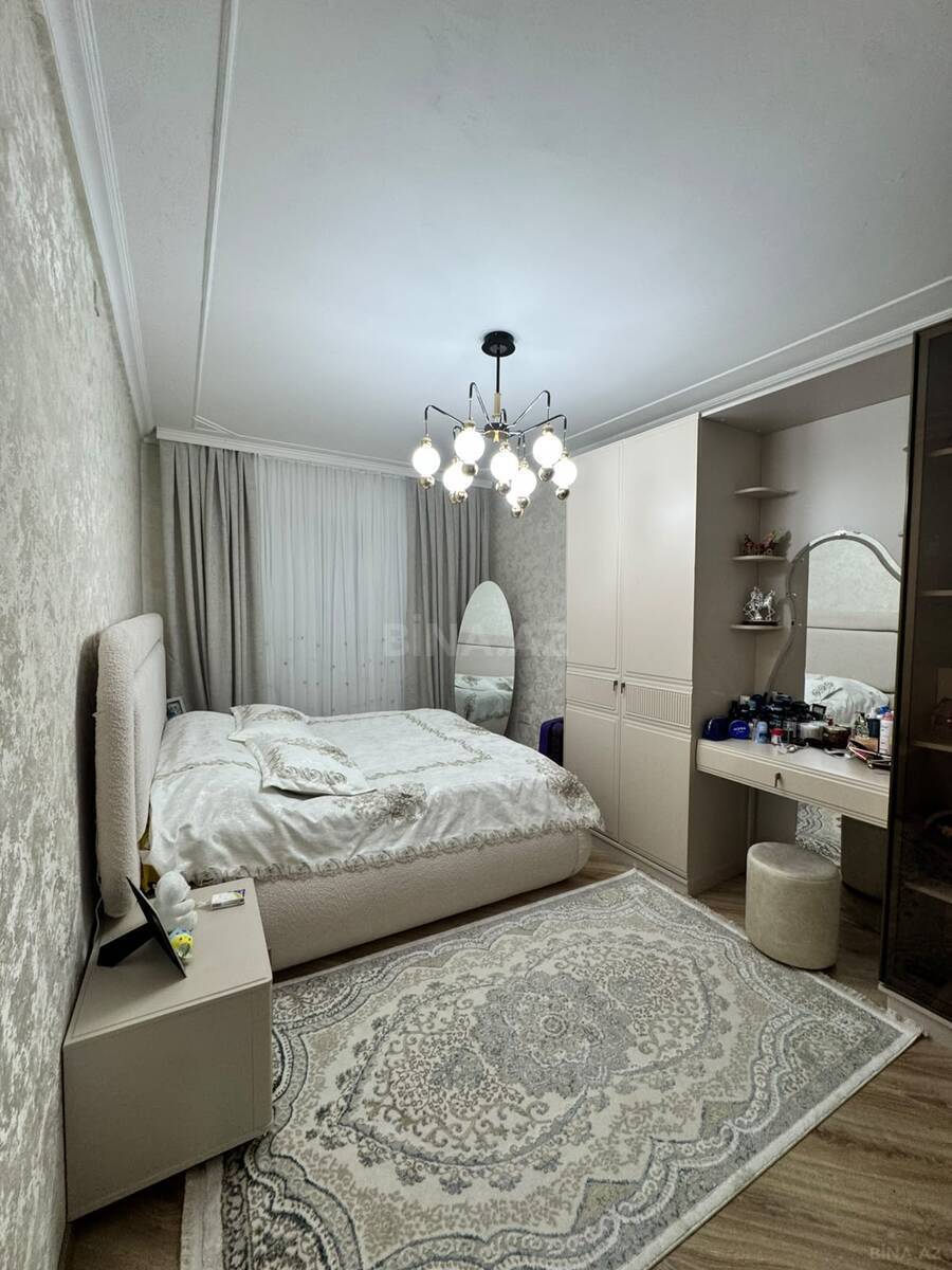 4 otaqlı Köhnə tikili, Azadlıq Prospekti m., Bakı