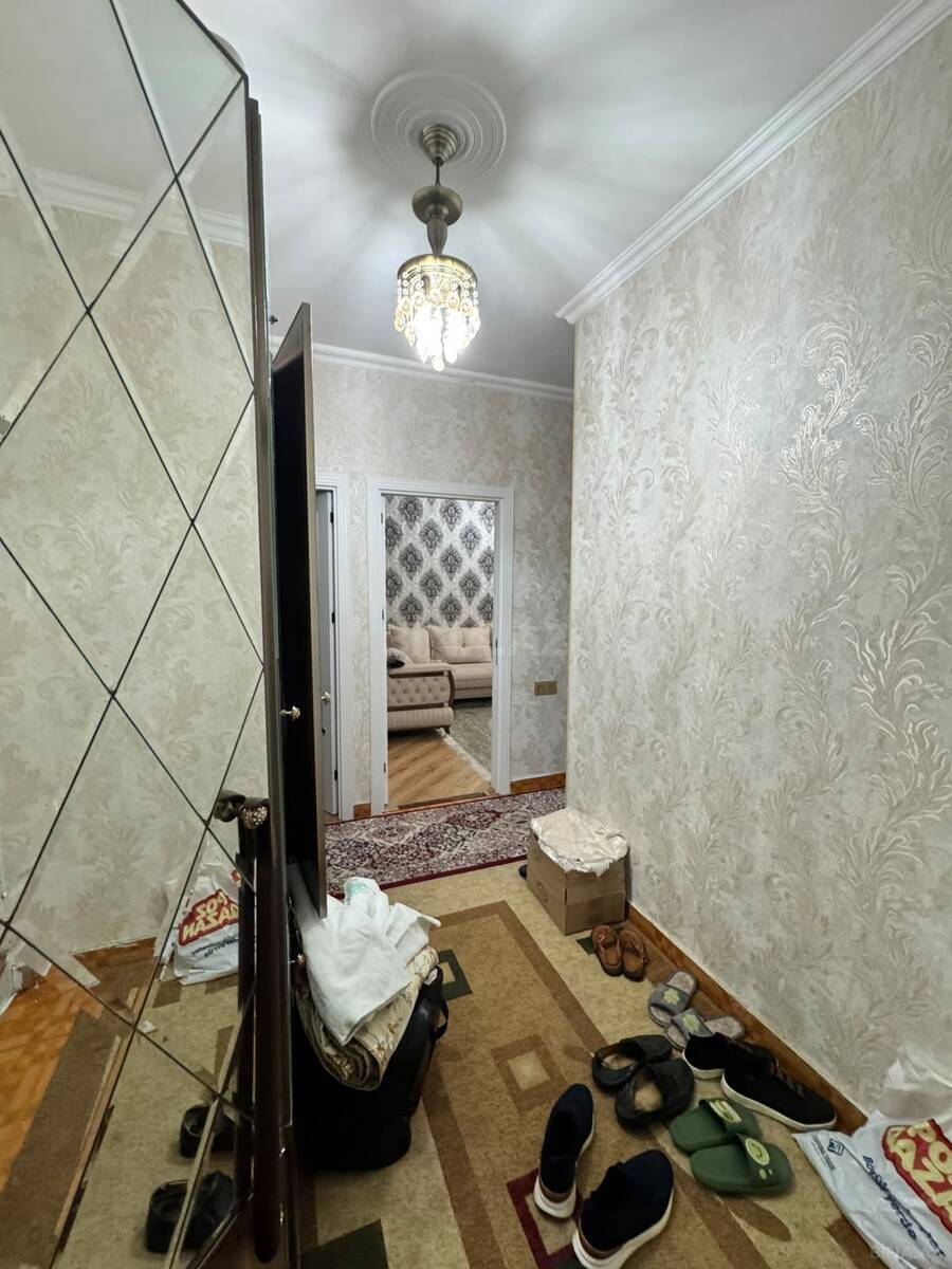 4 otaqlı Köhnə tikili, Azadlıq Prospekti m., Bakı