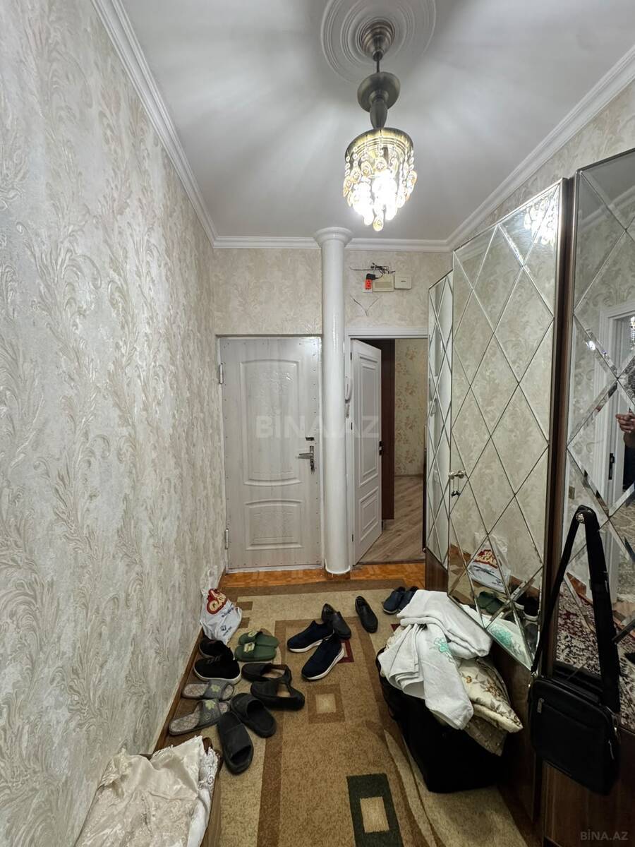 4 otaqlı Köhnə tikili, Azadlıq Prospekti m., Bakı