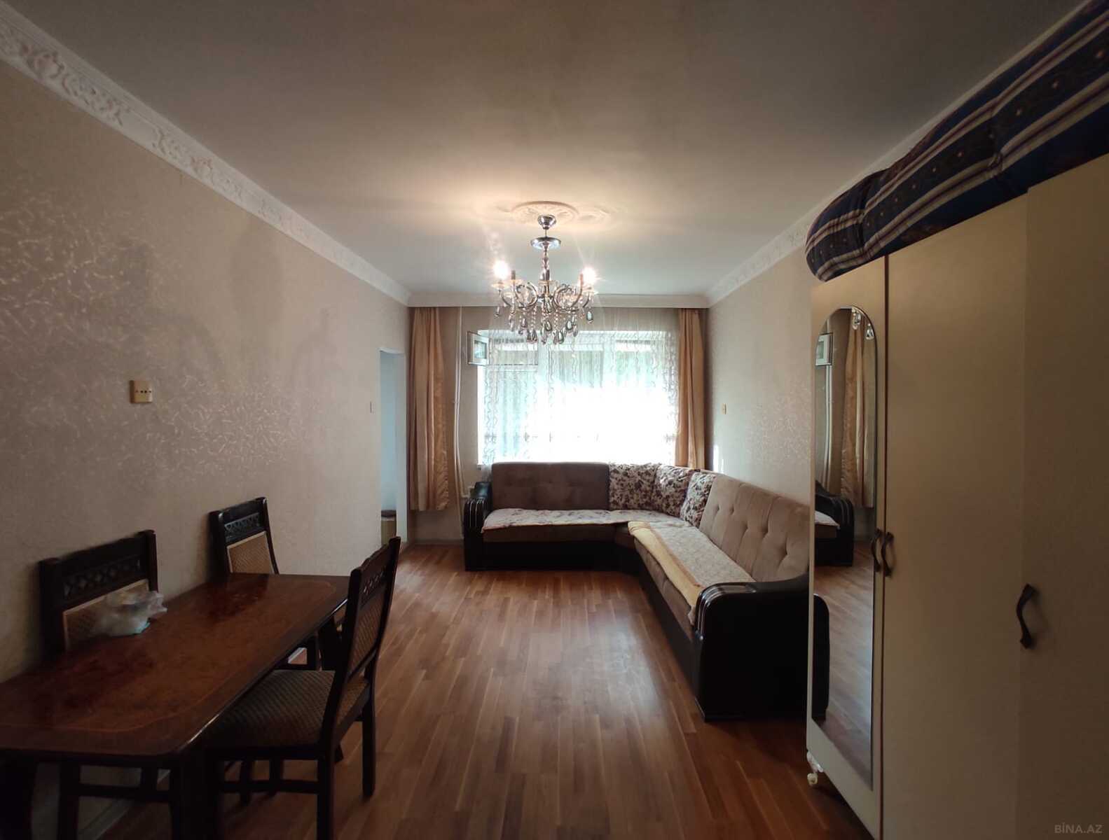 1 otaqlı Köhnə tikili, 7-ci mikrorayon q., Bakı