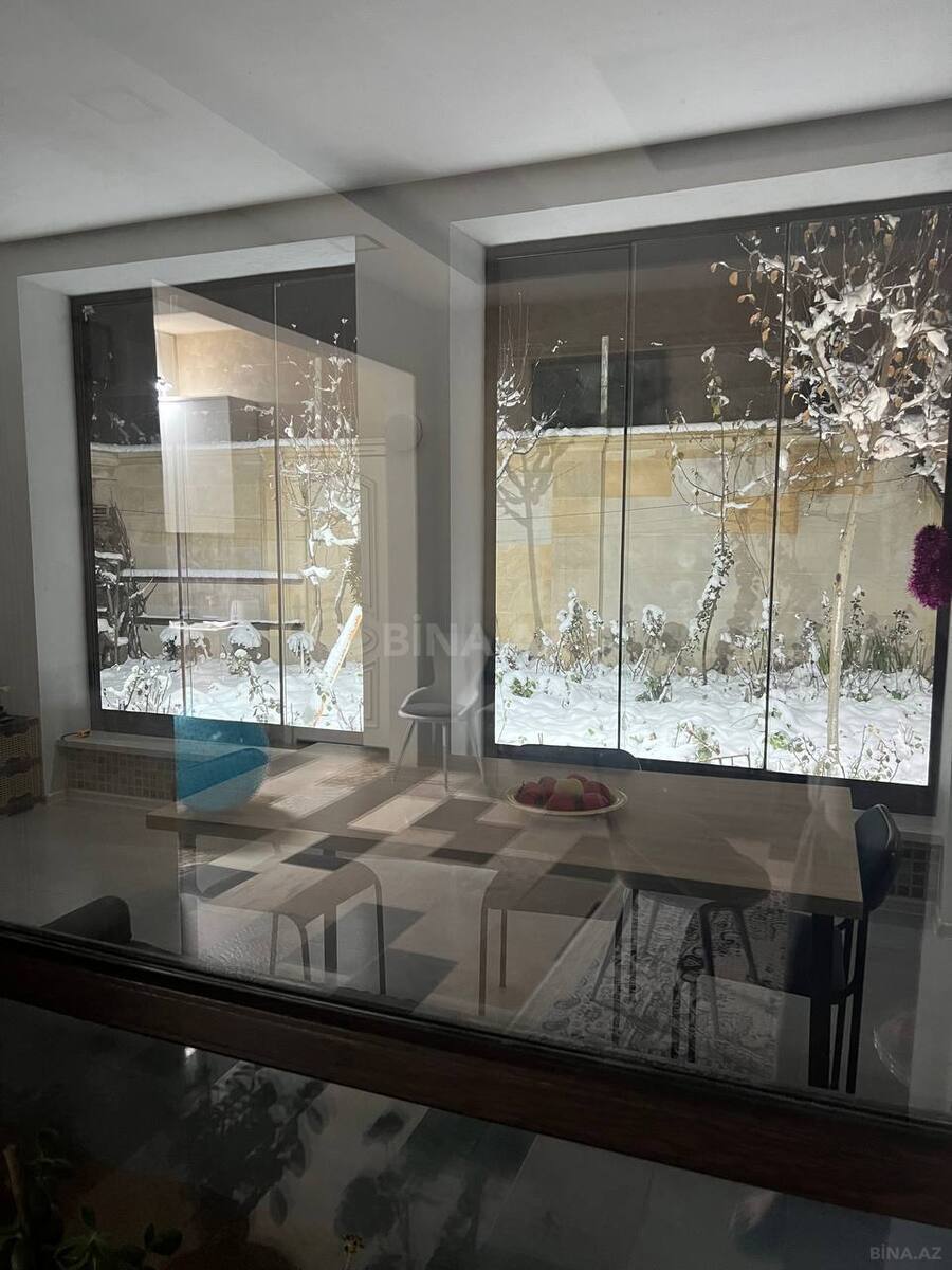 8 otaqlı Həyət evi/Bağ evi, Qusar