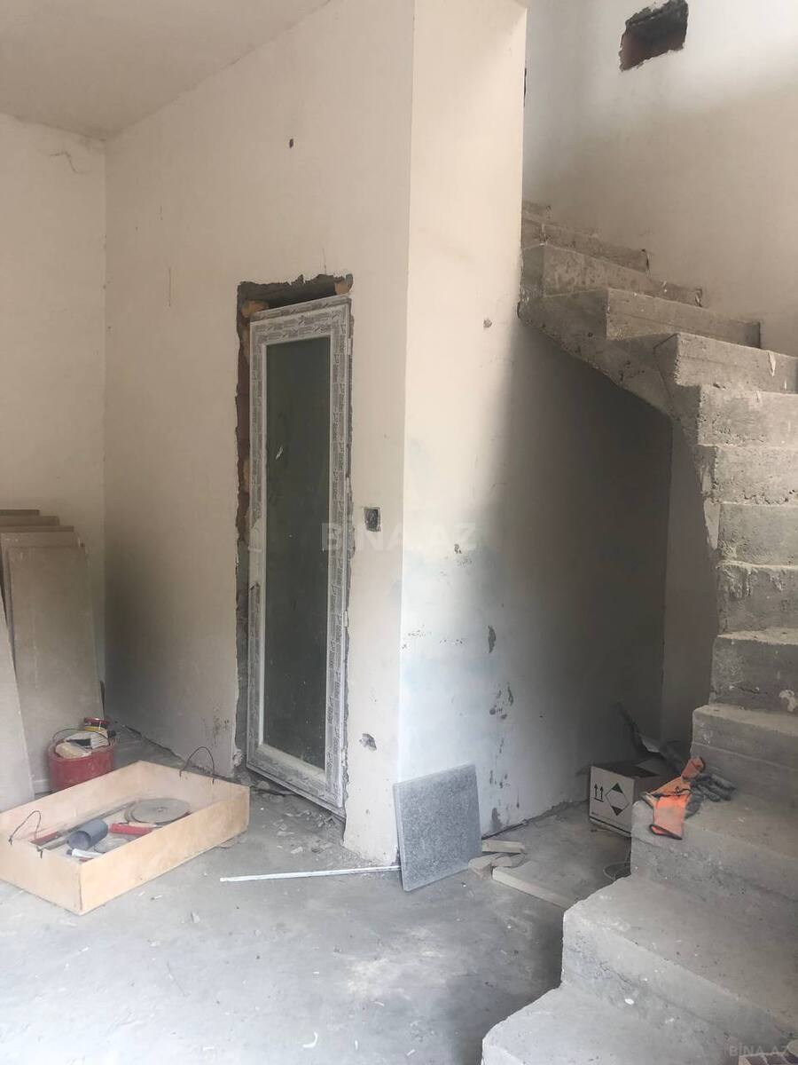 8 otaqlı Həyət evi/Bağ evi, Qusar