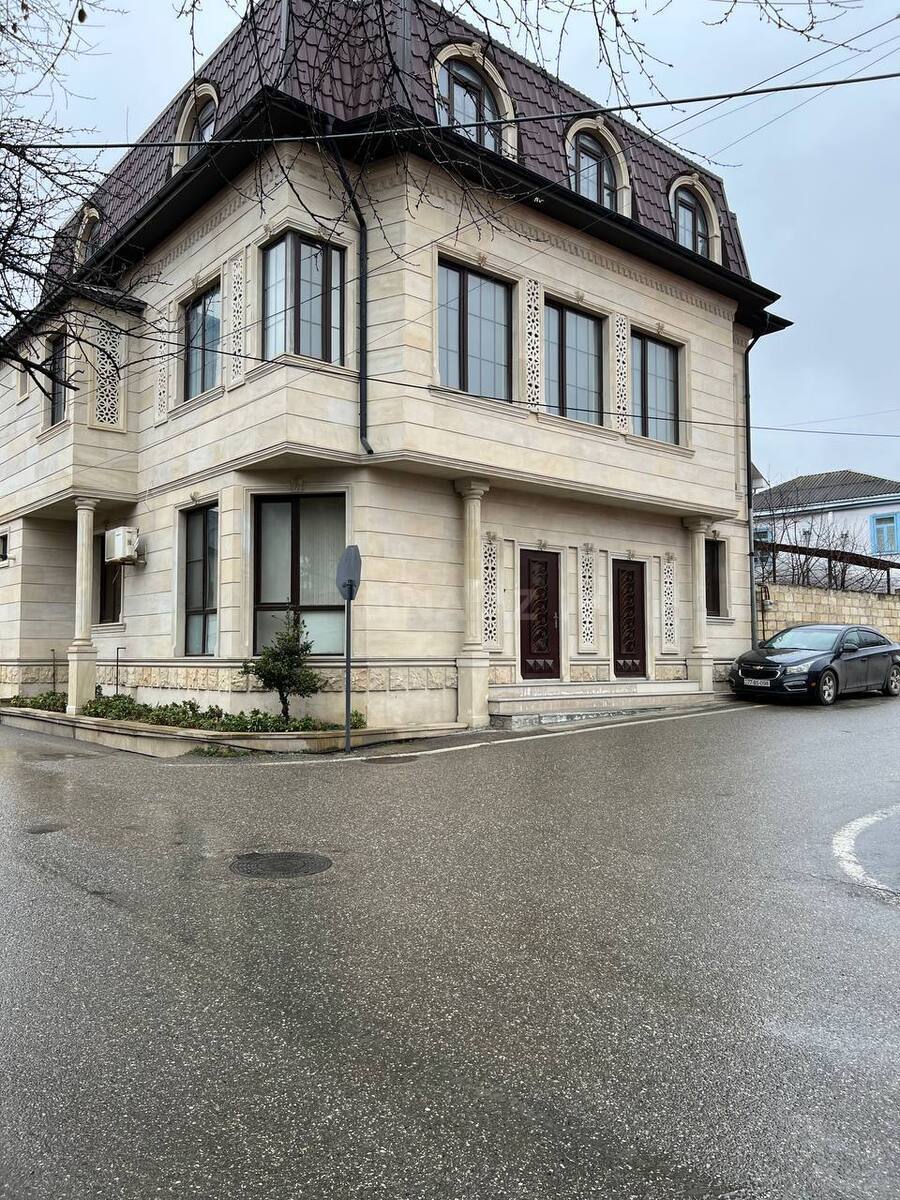 8 otaqlı Həyət evi/Bağ evi, Qusar