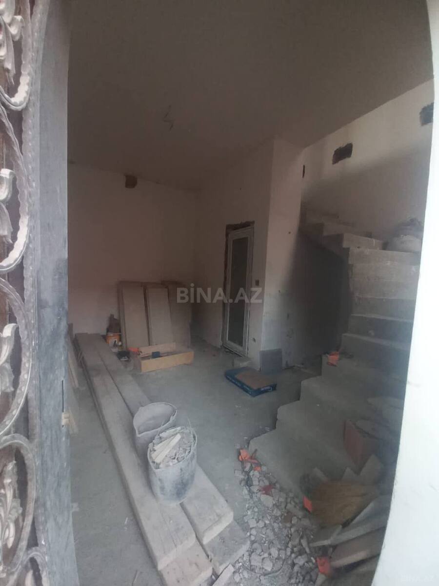 8 otaqlı Həyət evi/Bağ evi, Qusar