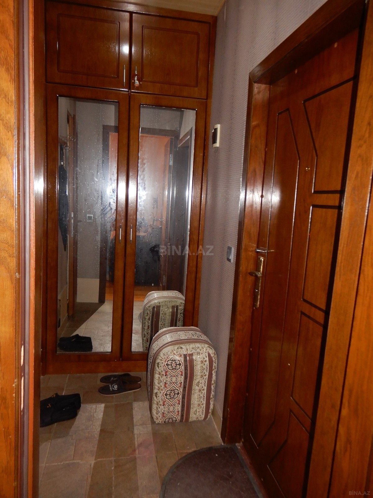 2 otaqlı Köhnə tikili, Memar Əcəmi m., Bakı