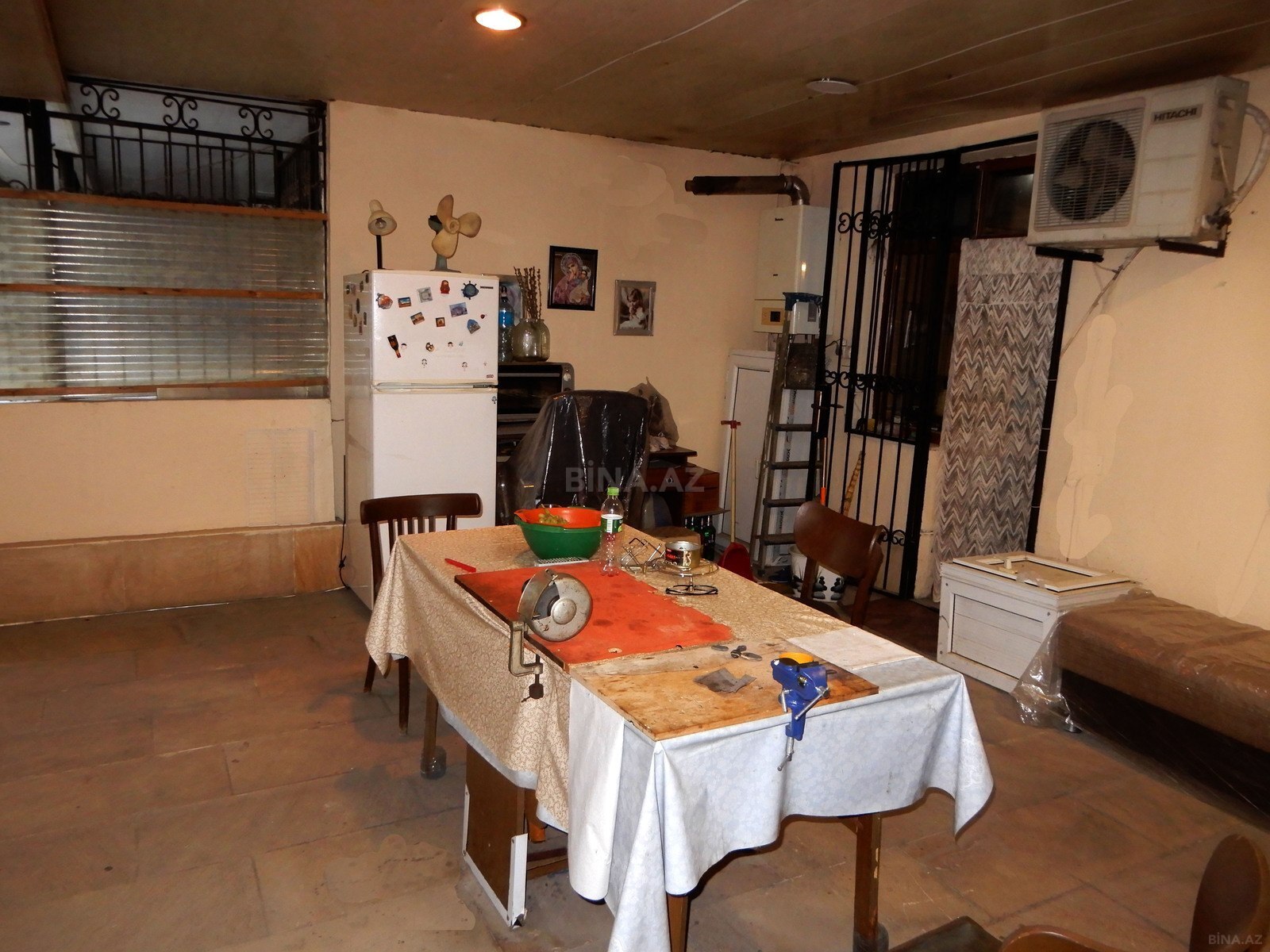 2 otaqlı Köhnə tikili, Memar Əcəmi m., Bakı
