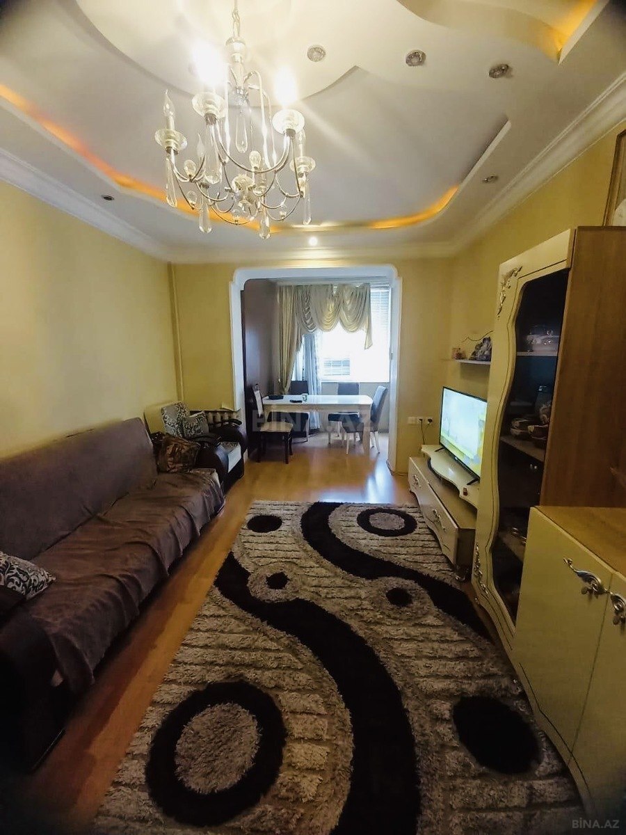 3 otaqlı Köhnə tikili, Yasamal r., Bakı