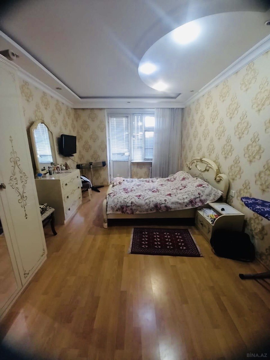 3 otaqlı Köhnə tikili, Yasamal r., Bakı