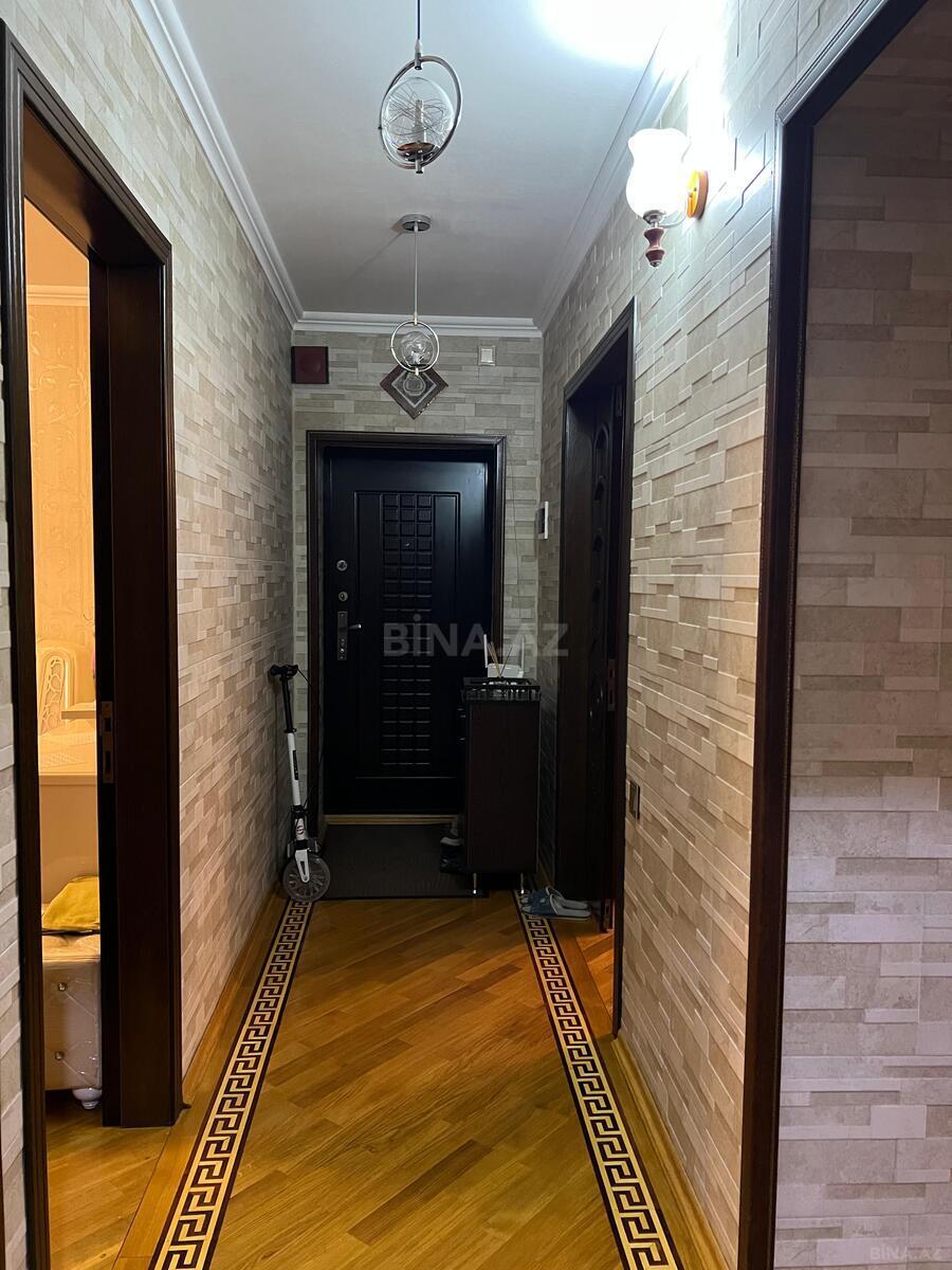 4 otaqlı Köhnə tikili, Bakıxanov q., Bakı