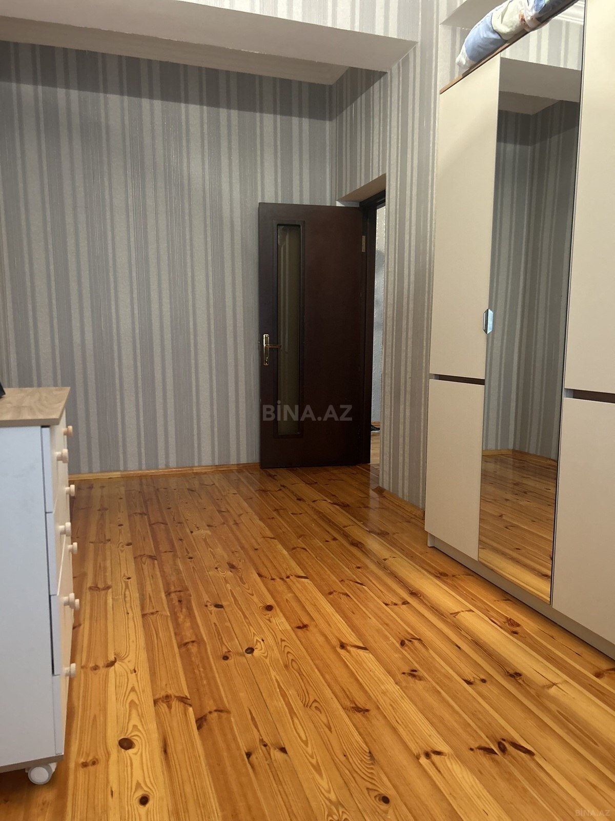 3 otaqlı Yeni tikili, Lökbatan q., Bakı