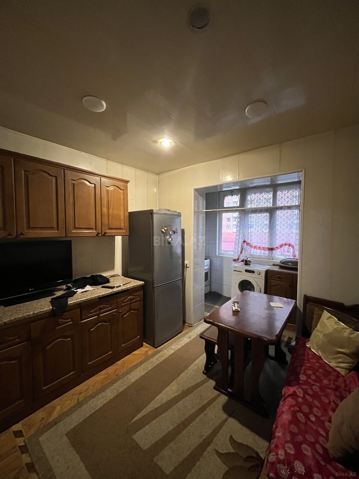 2 otaqlı Köhnə tikili, İnşaatçılar m., Bakı