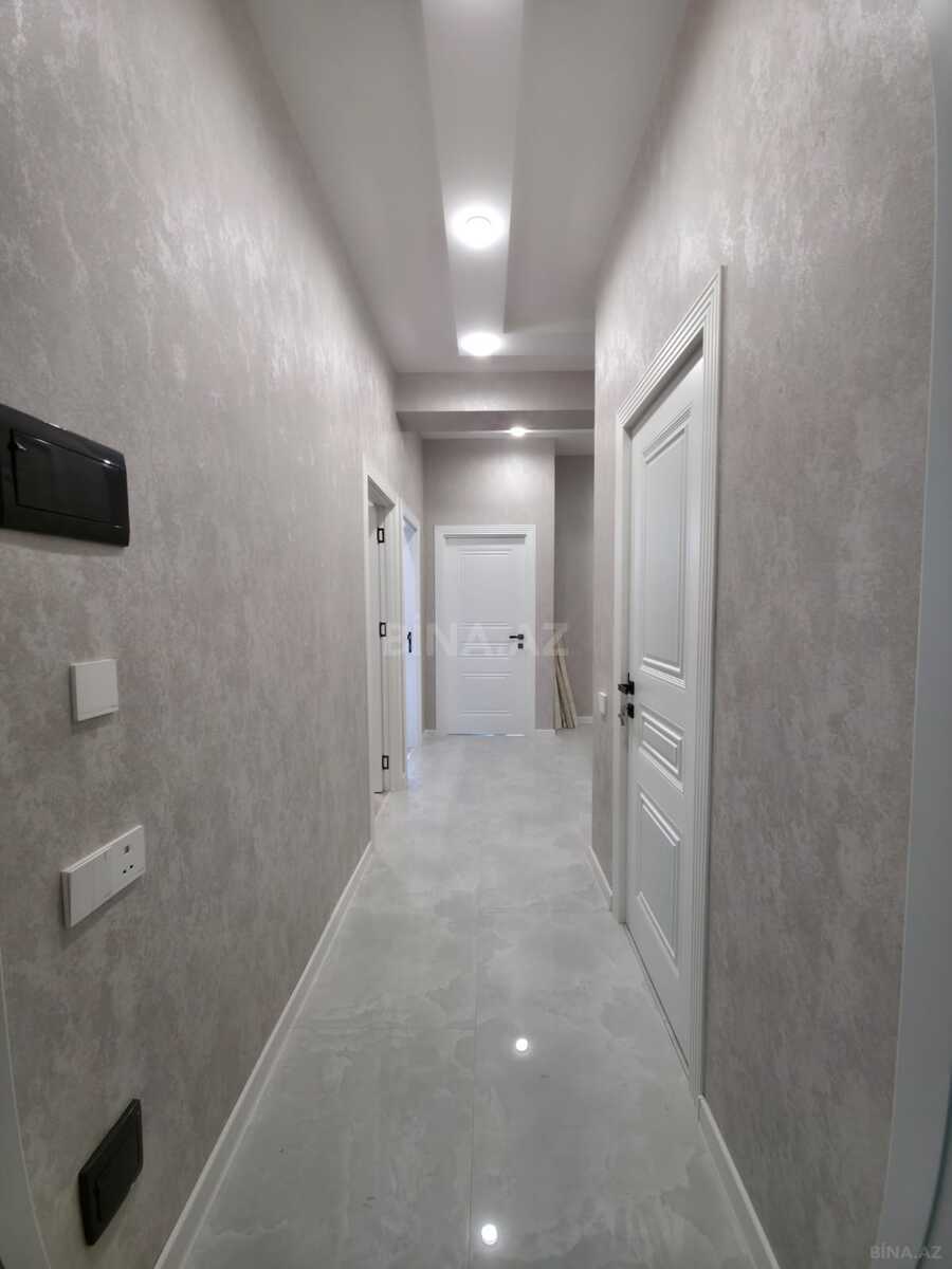3 otaqlı Yeni tikili, Xırdalan