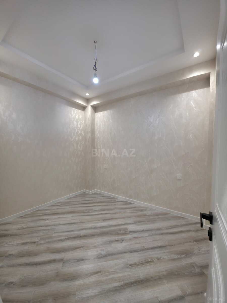 3 otaqlı Yeni tikili, Xırdalan